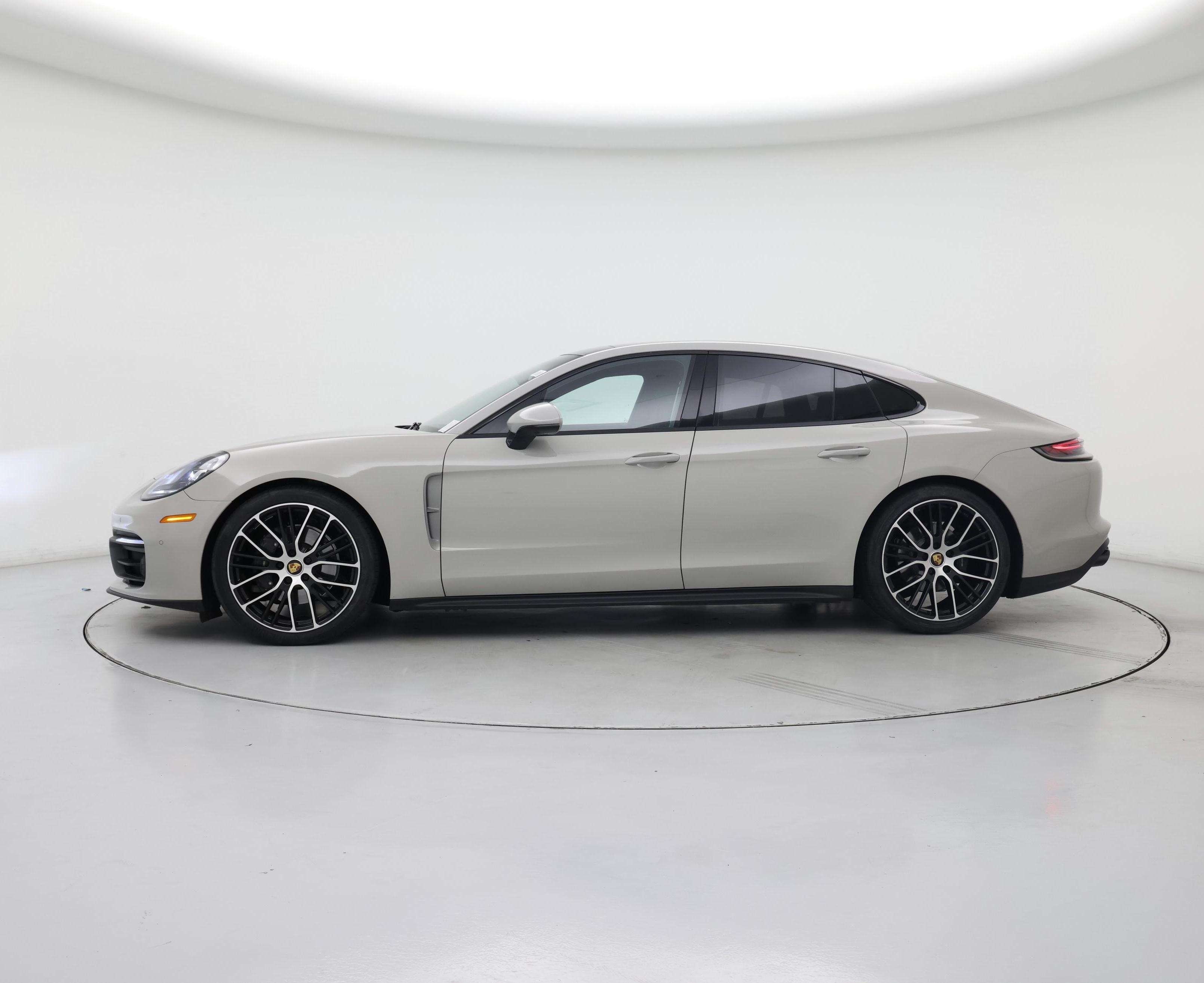 Thumbnail: 2023 Porsche Panamera - 3
