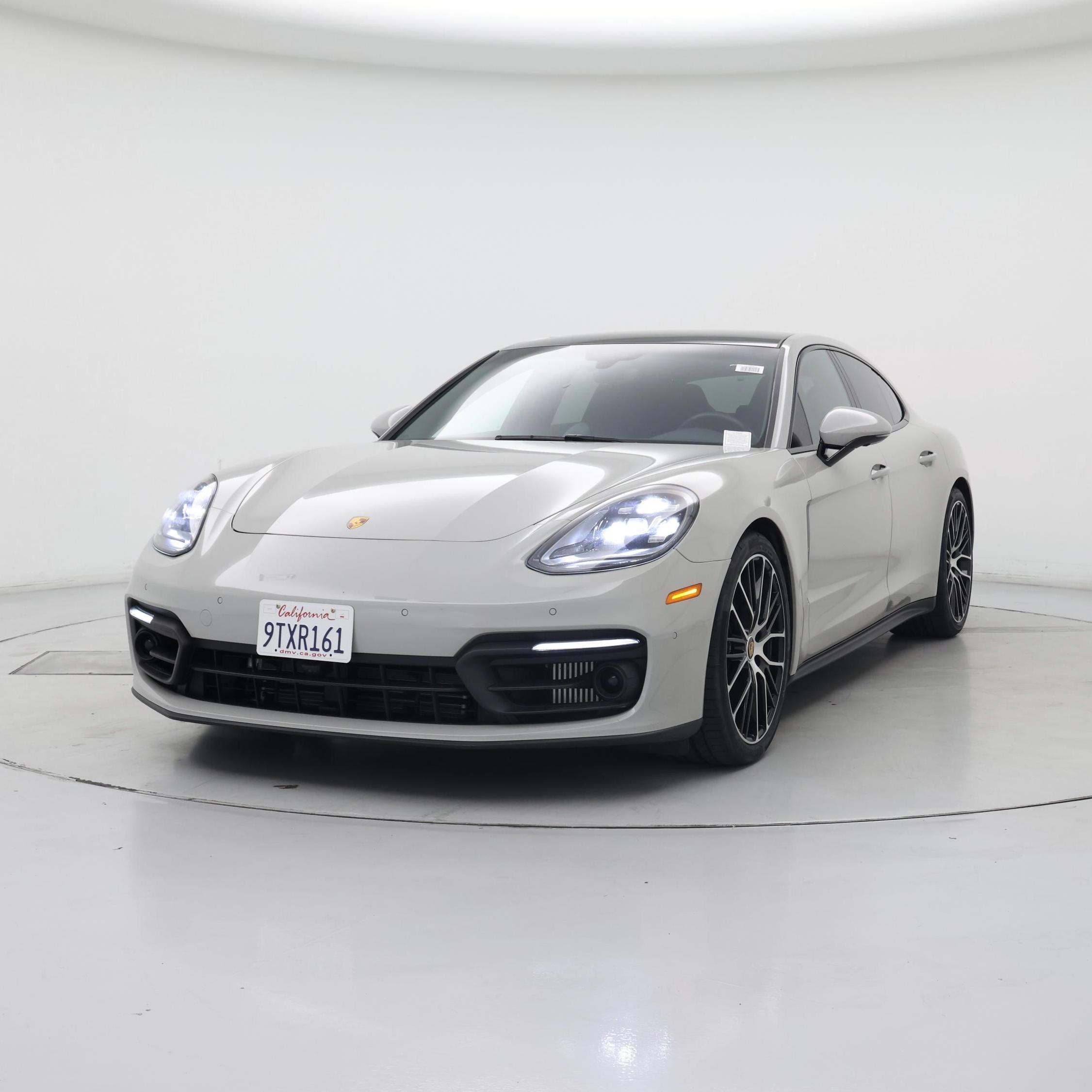 Thumbnail: 2023 Porsche Panamera - 4
