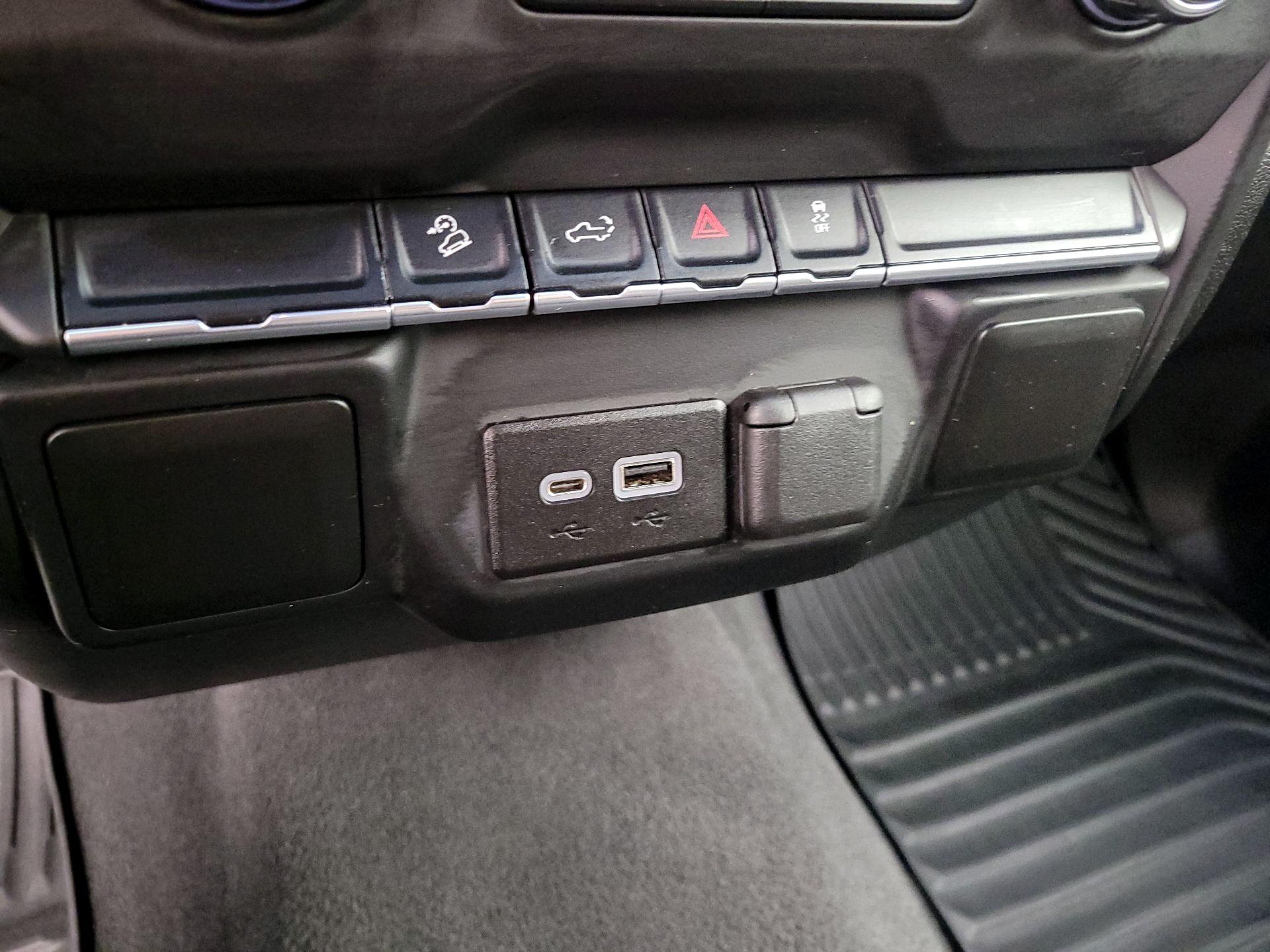 Thumbnail: 2021 Chevrolet Silverado 1500 - 18