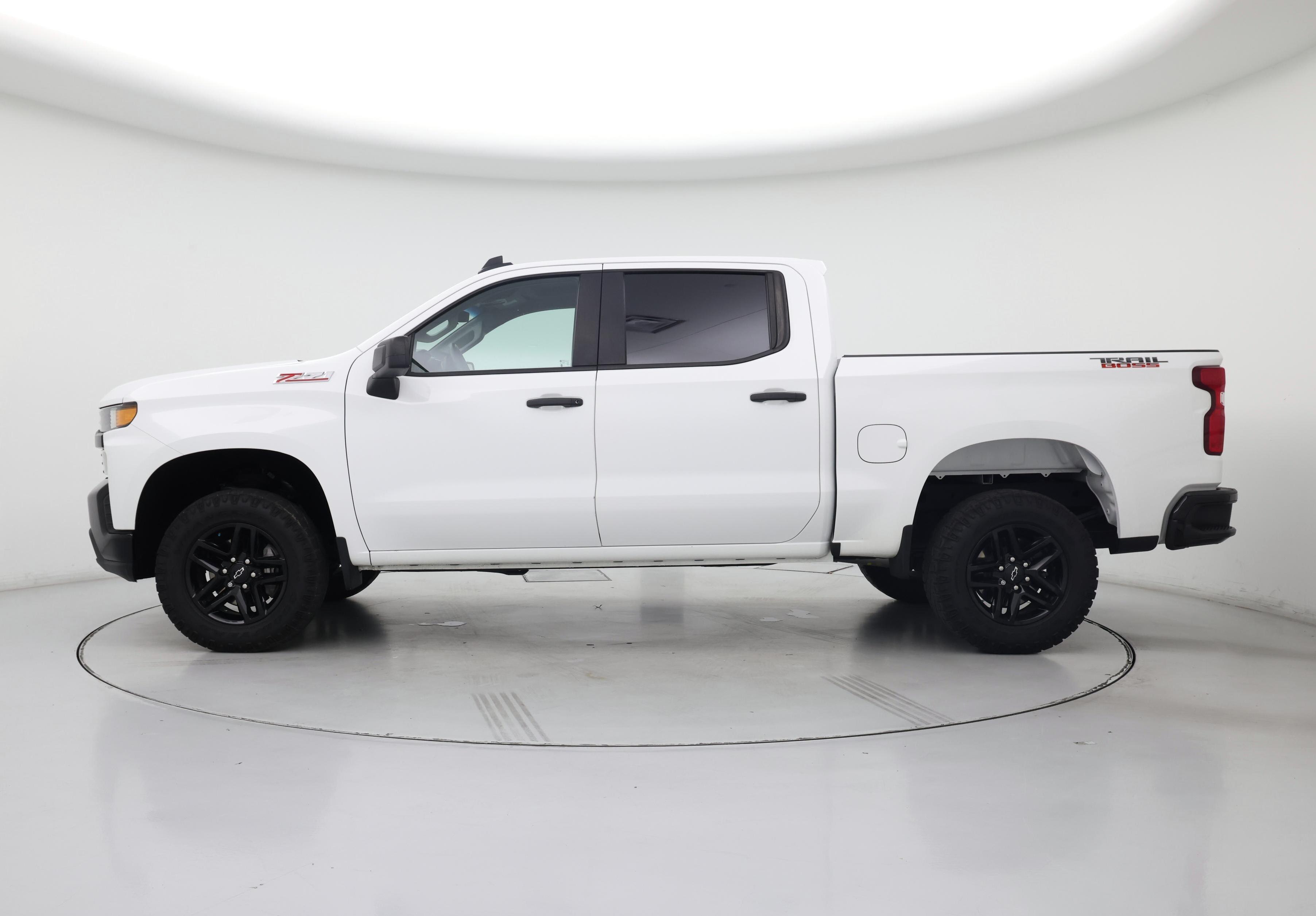 Thumbnail: 2021 Chevrolet Silverado 1500 - 3
