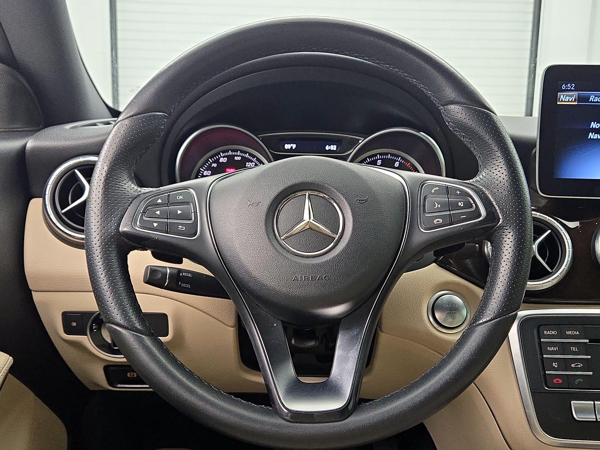 Thumbnail: 2018 Mercedes-Benz CLA - 10