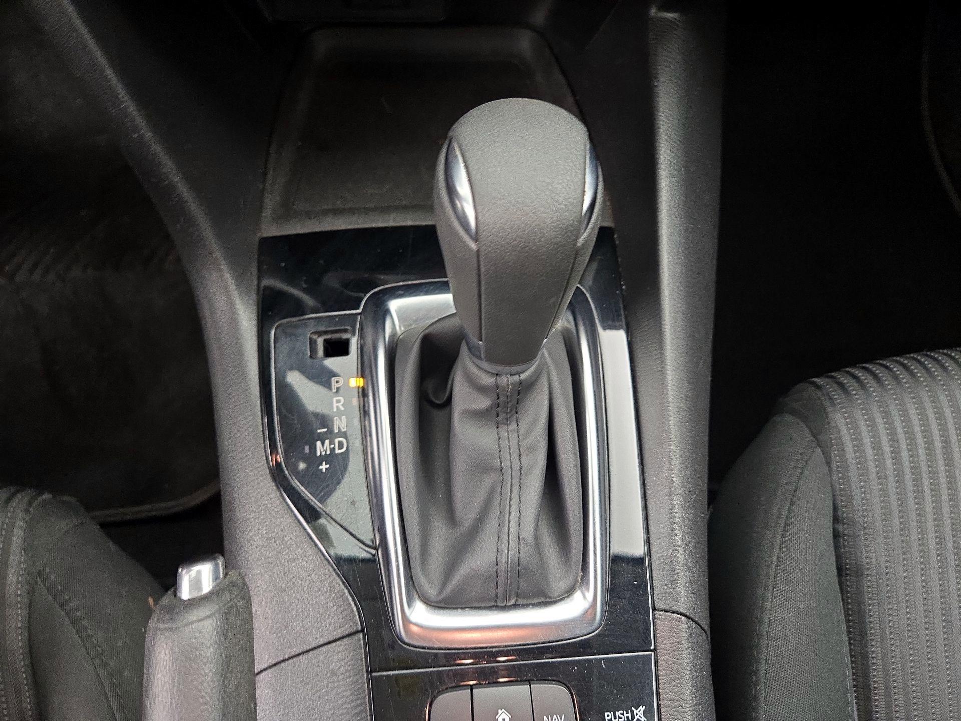 Thumbnail: 2016 Mazda Mazda3 - 17