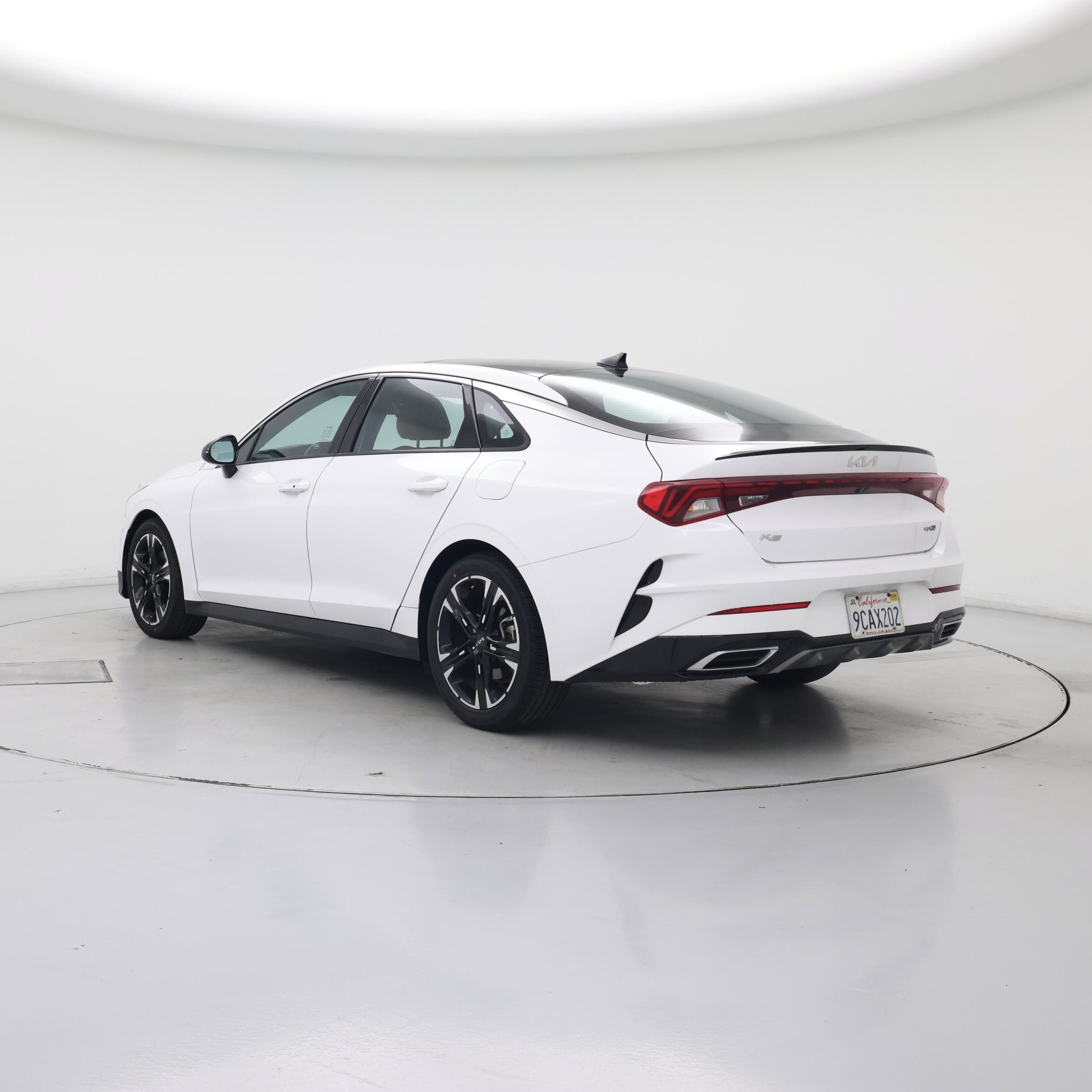 Thumbnail: 2022 Kia K5 - 2