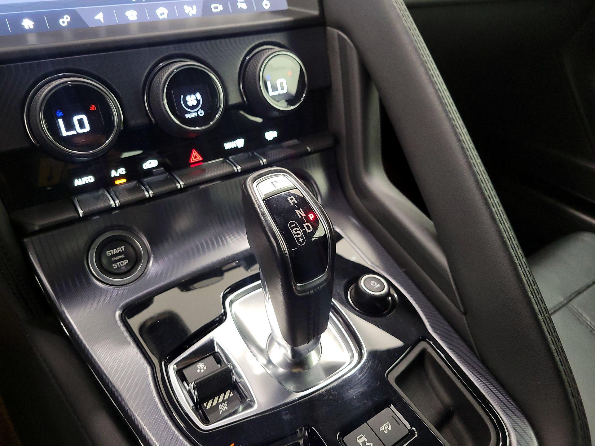 Thumbnail: 2019 Jaguar F-Type - 18