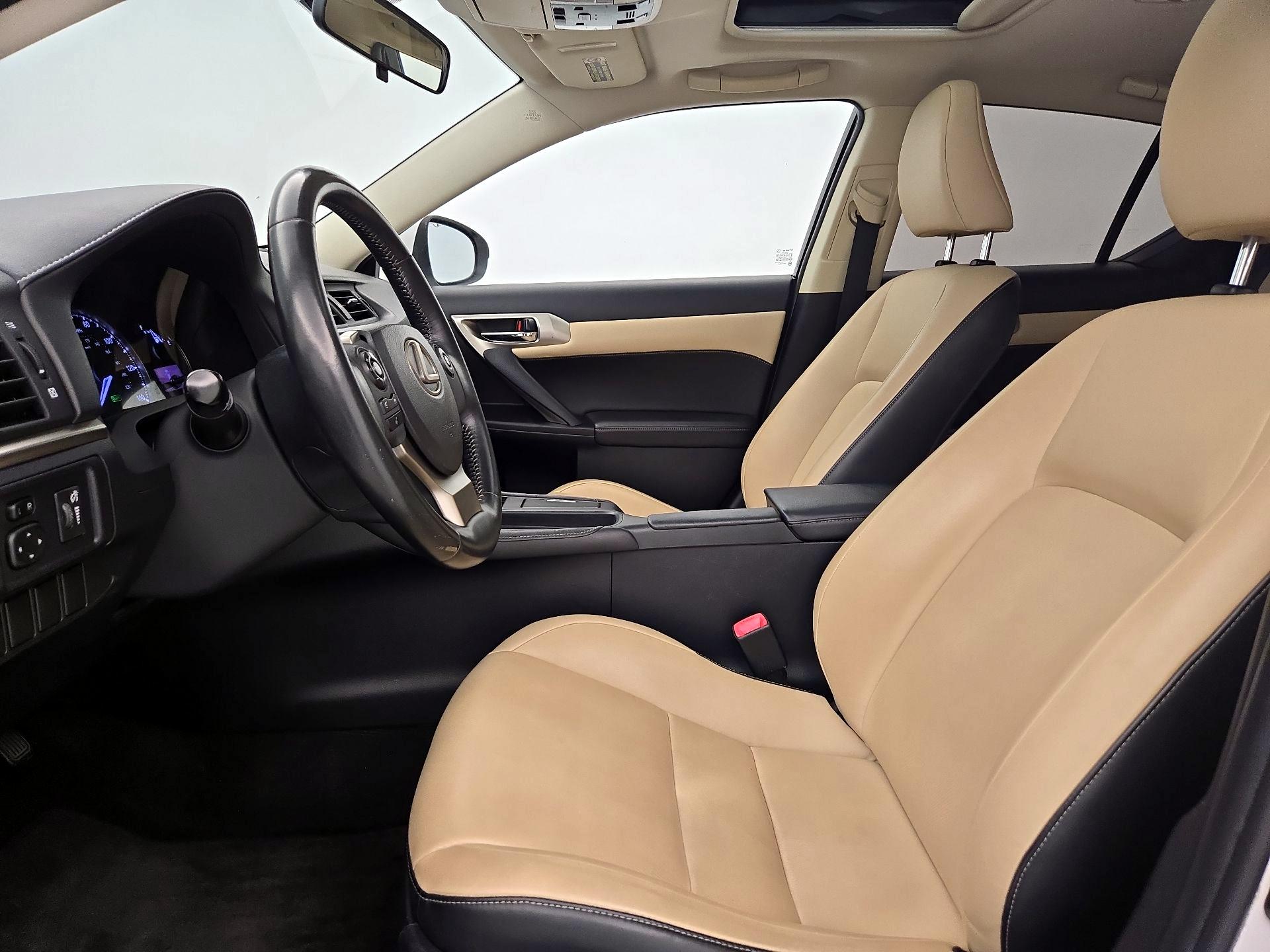 Thumbnail: 2014 Lexus CT - 11
