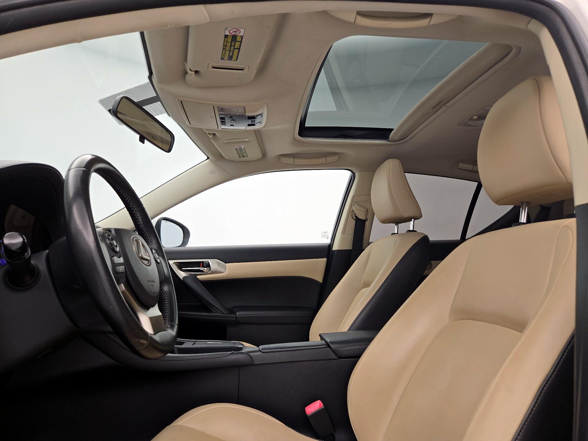 Thumbnail: 2014 Lexus CT - 18