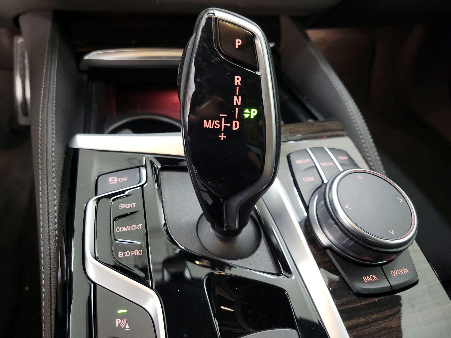 Thumbnail: 2019 BMW 5 Series - 17