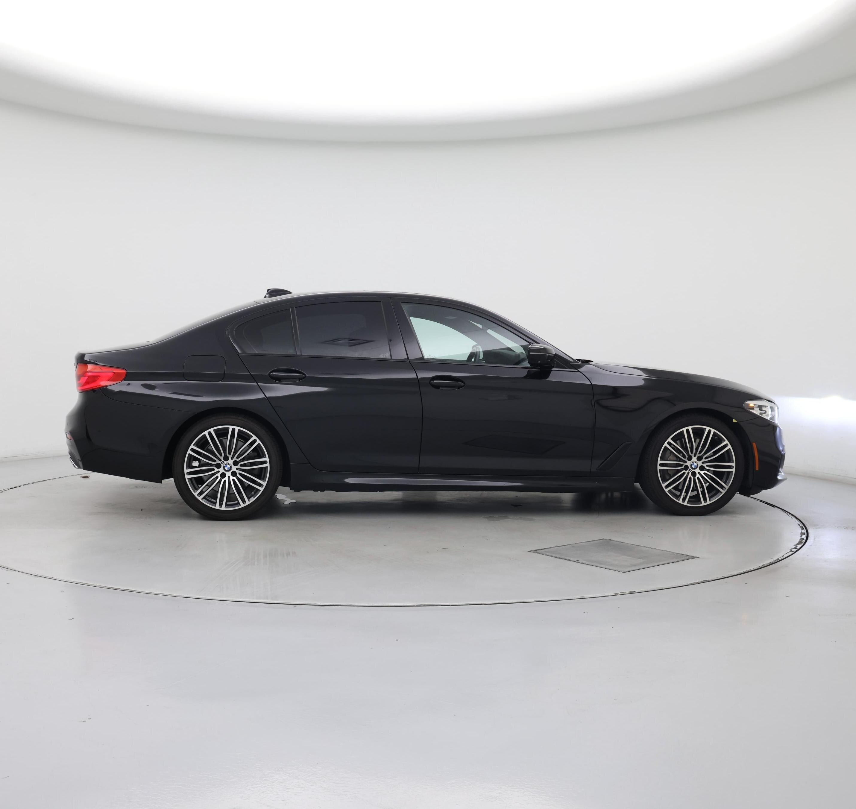 Thumbnail: 2019 BMW 5 Series - 7
