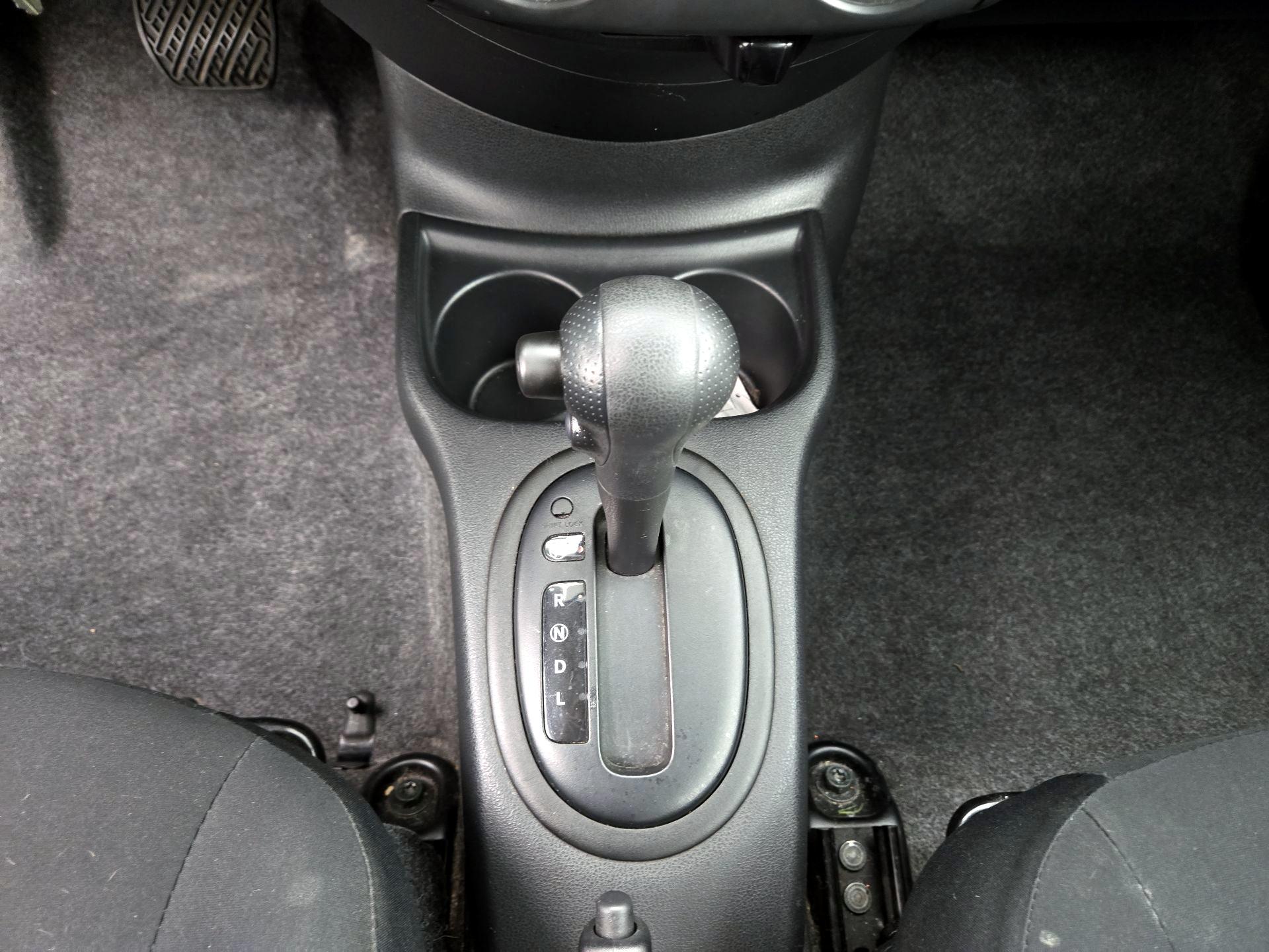 Thumbnail: 2015 Nissan Versa - 16