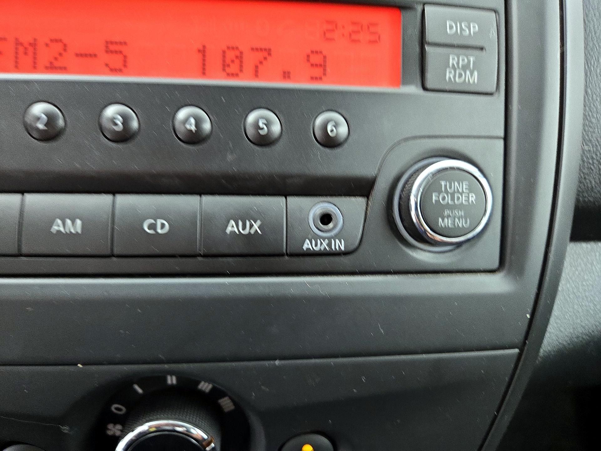 Thumbnail: 2015 Nissan Versa - 17