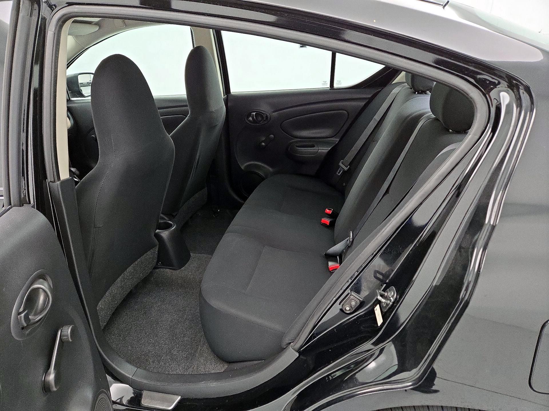 Thumbnail: 2015 Nissan Versa - 18