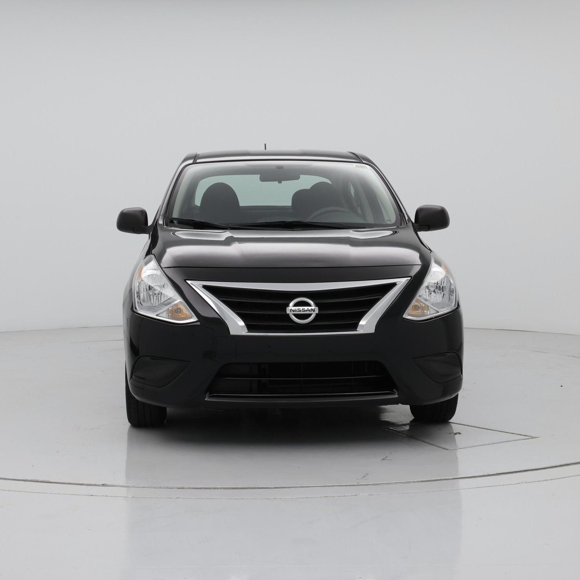 Thumbnail: 2015 Nissan Versa - 5