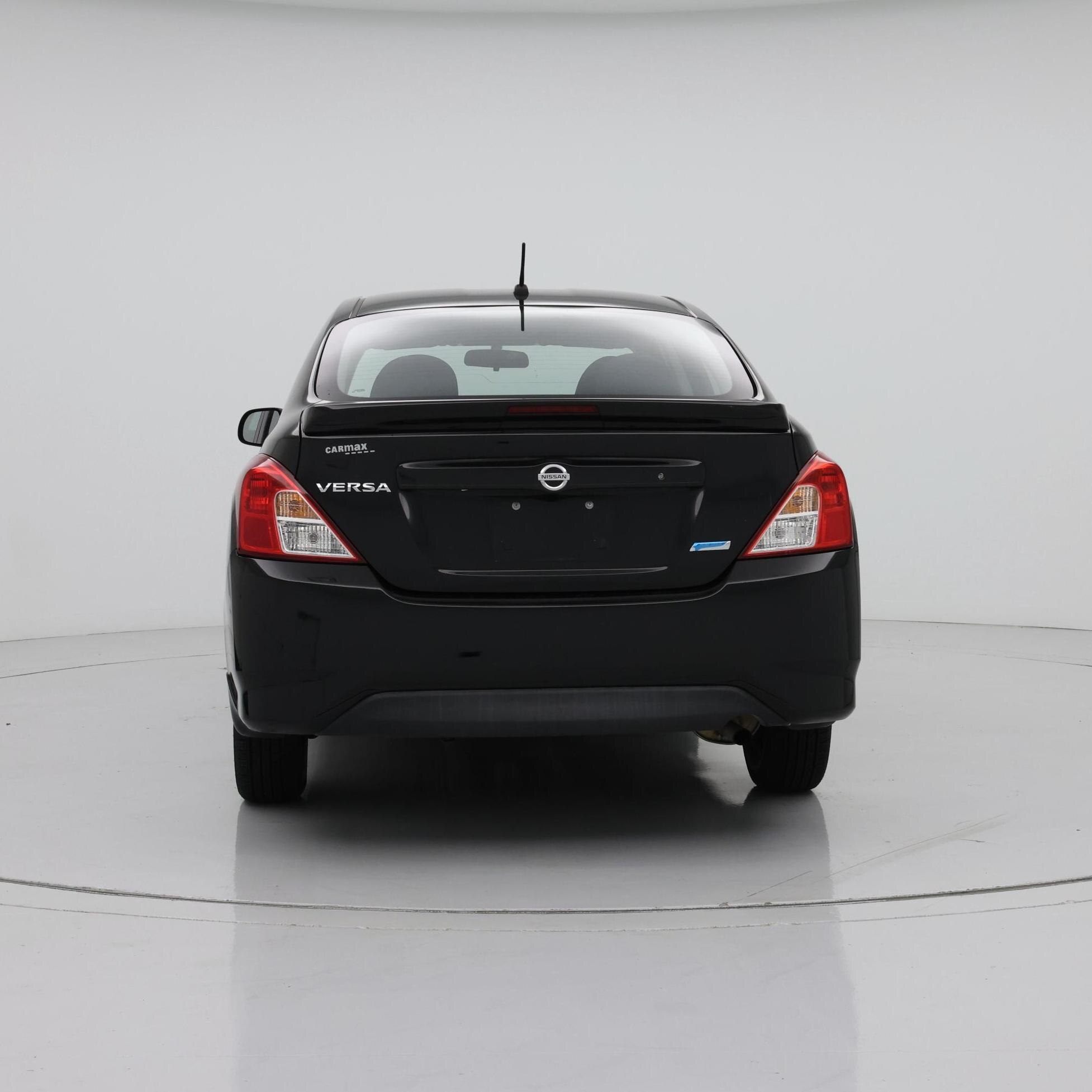 Thumbnail: 2015 Nissan Versa - 6