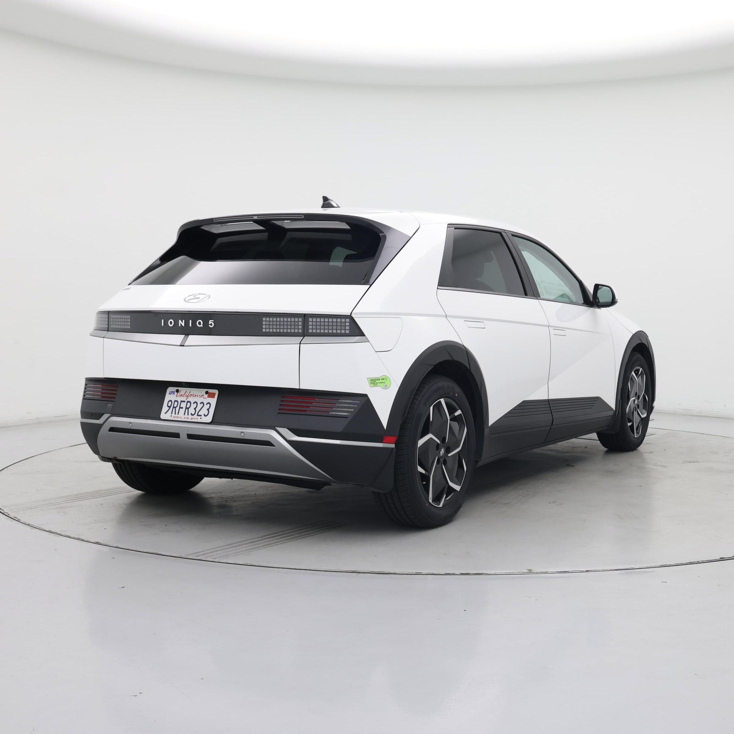 Thumbnail: 2023 Hyundai Ioniq 5 - 8