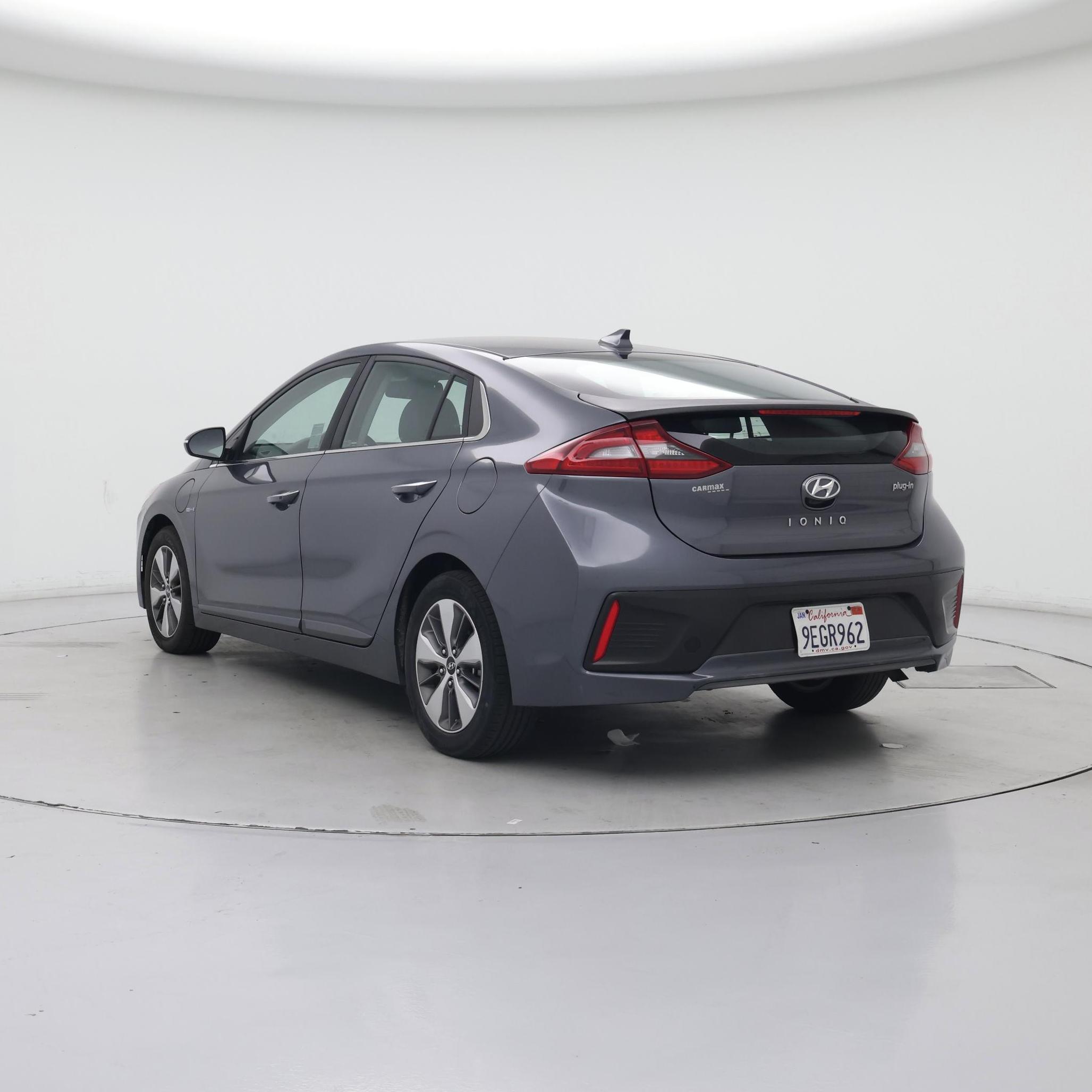 Thumbnail: 2019 Hyundai Ioniq - 2