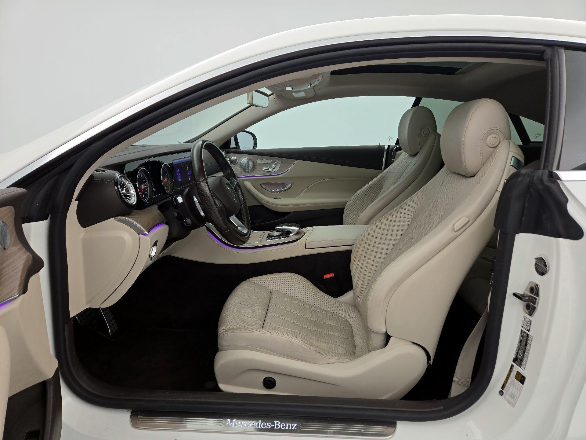 Thumbnail: 2018 Mercedes-Benz E-Class - 11