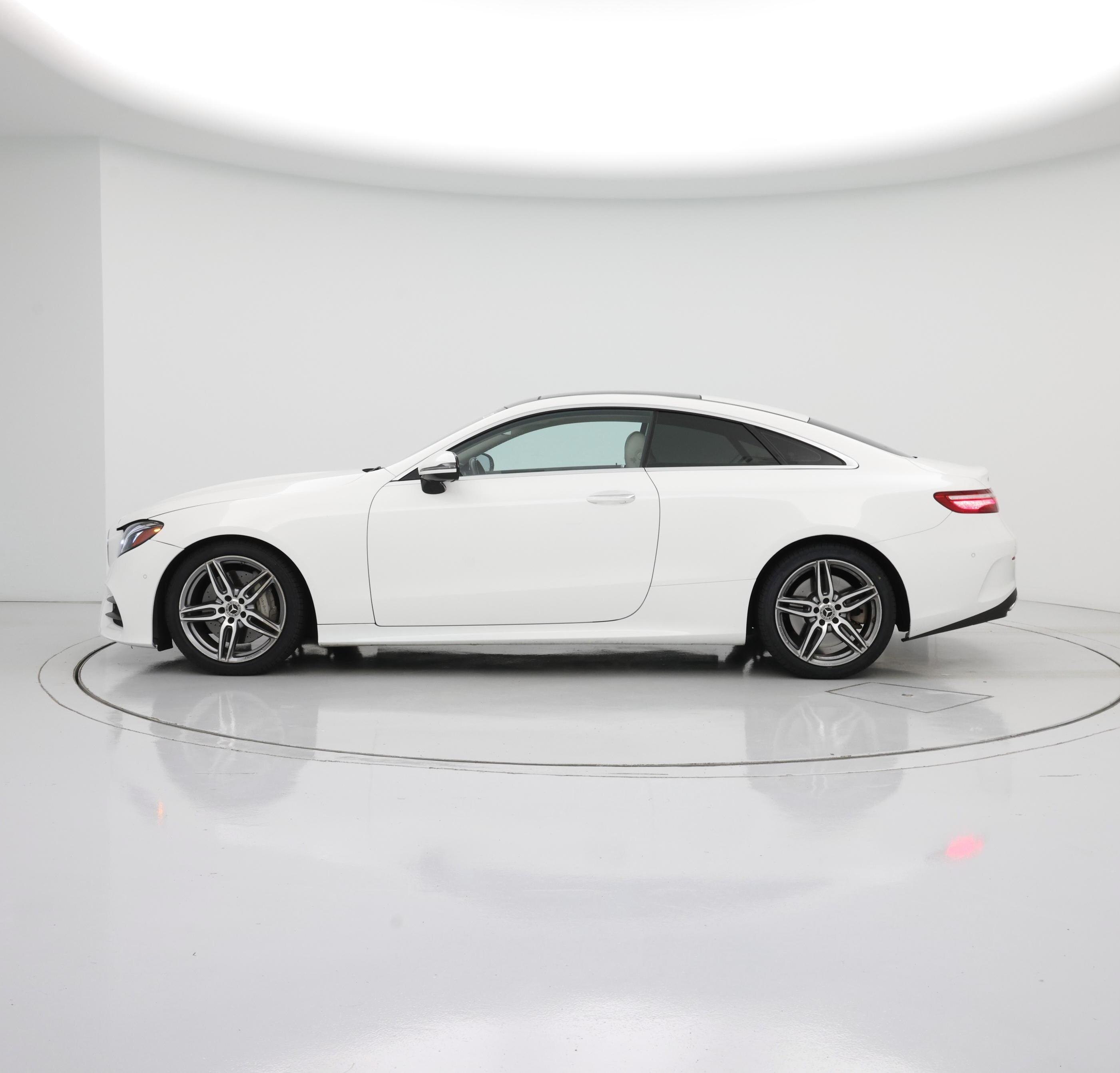 Thumbnail: 2018 Mercedes-Benz E-Class - 3