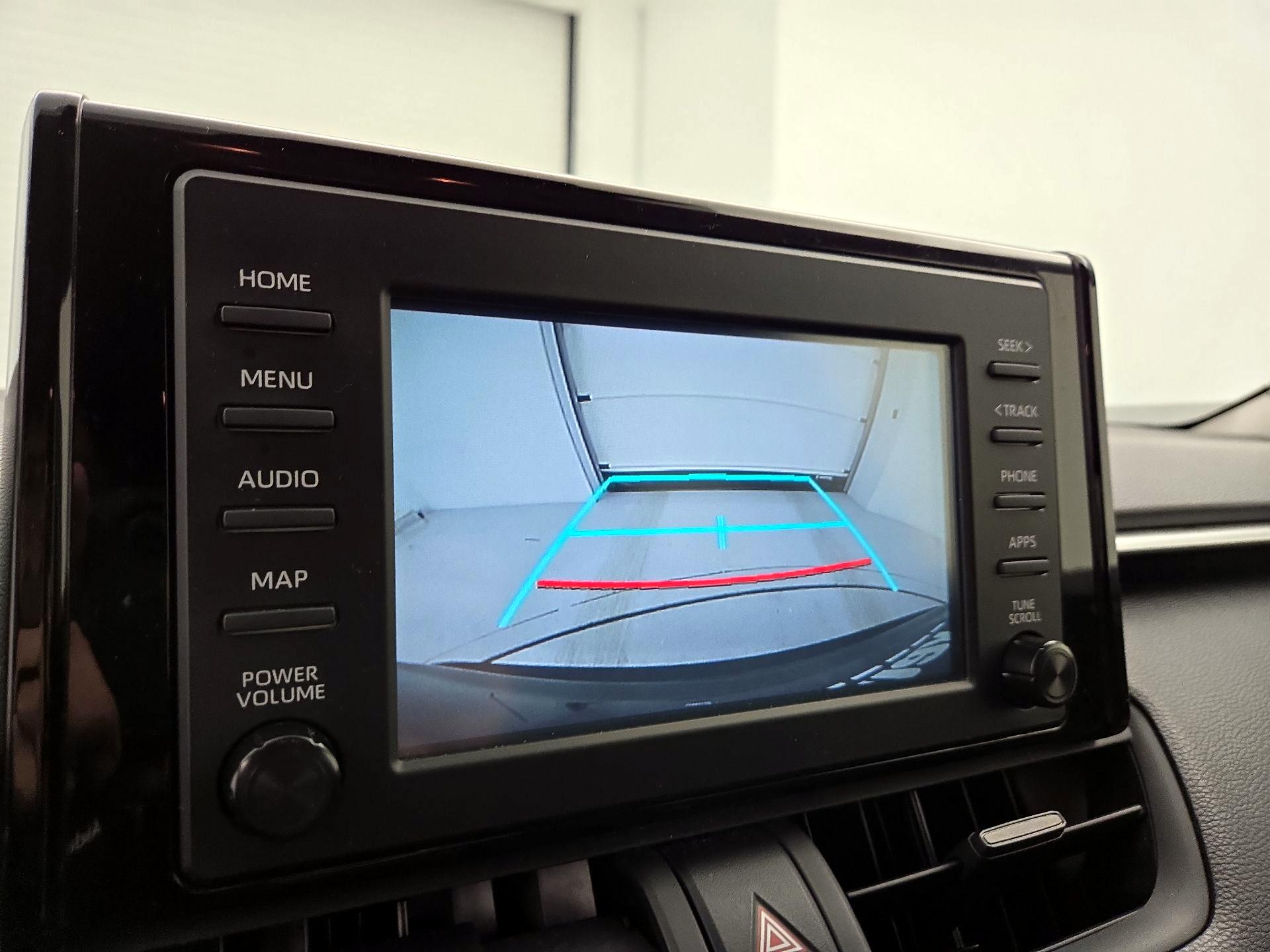 Thumbnail: 2019 Toyota RAV4 - 14