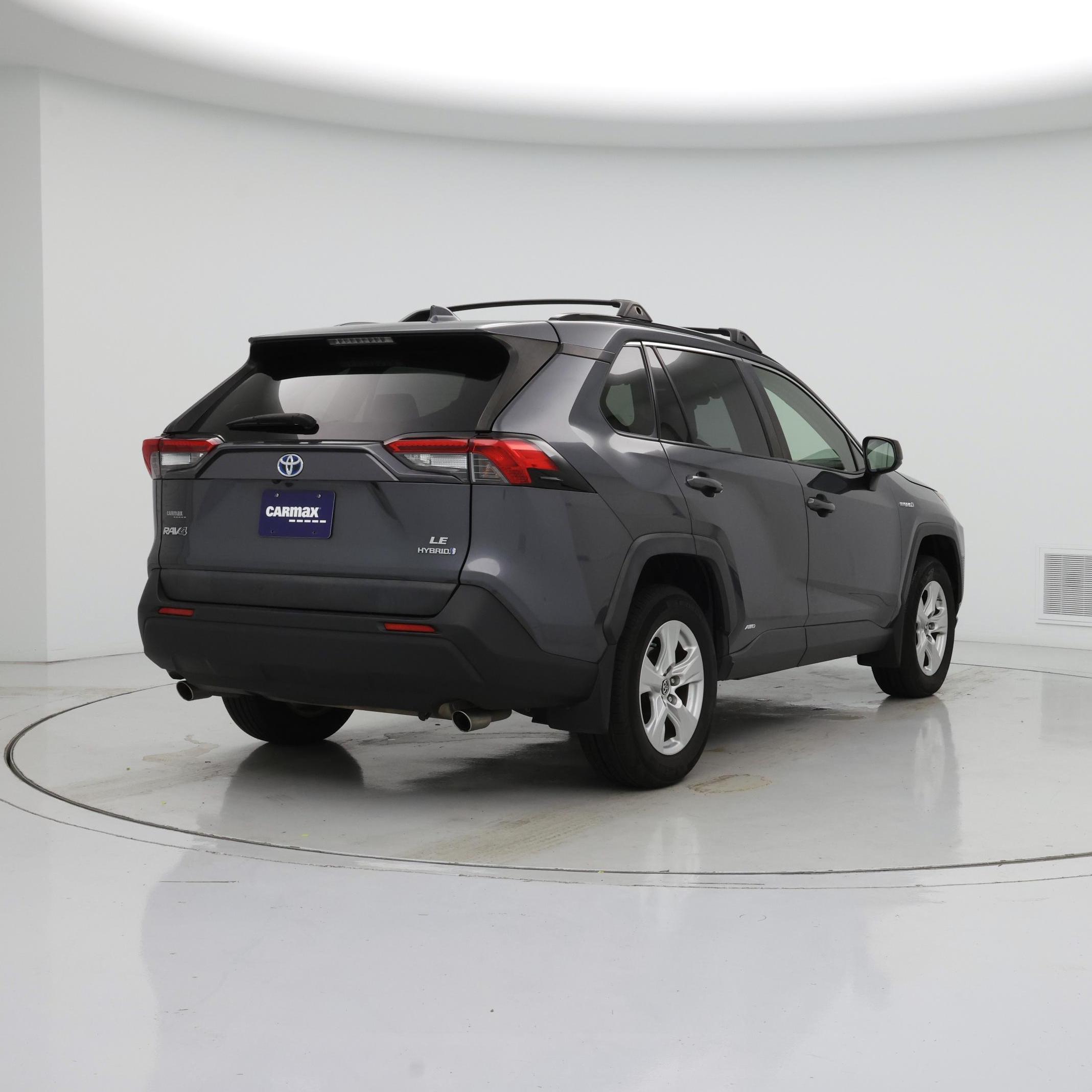 Thumbnail: 2019 Toyota RAV4 - 8