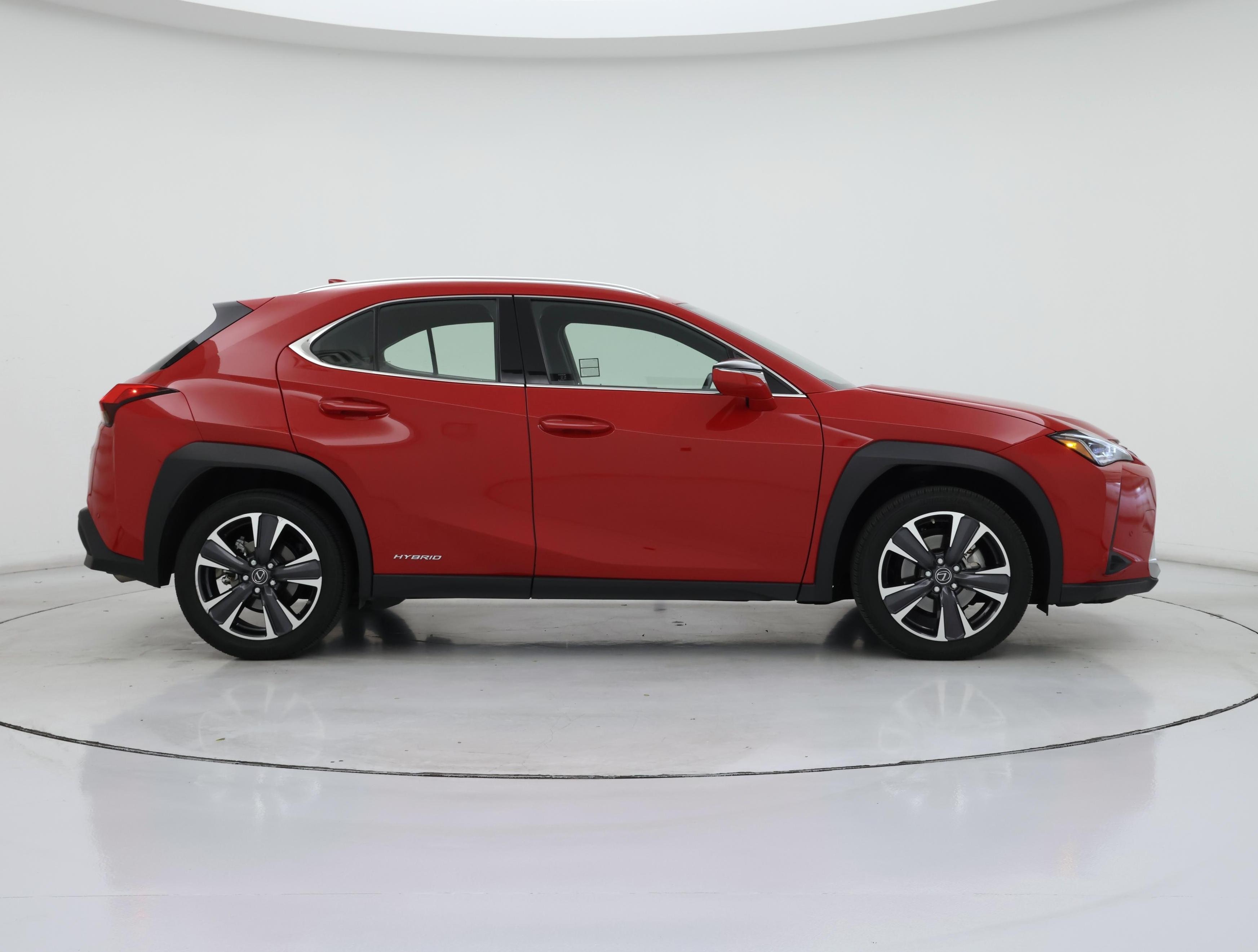 Thumbnail: 2021 Lexus UX - 7