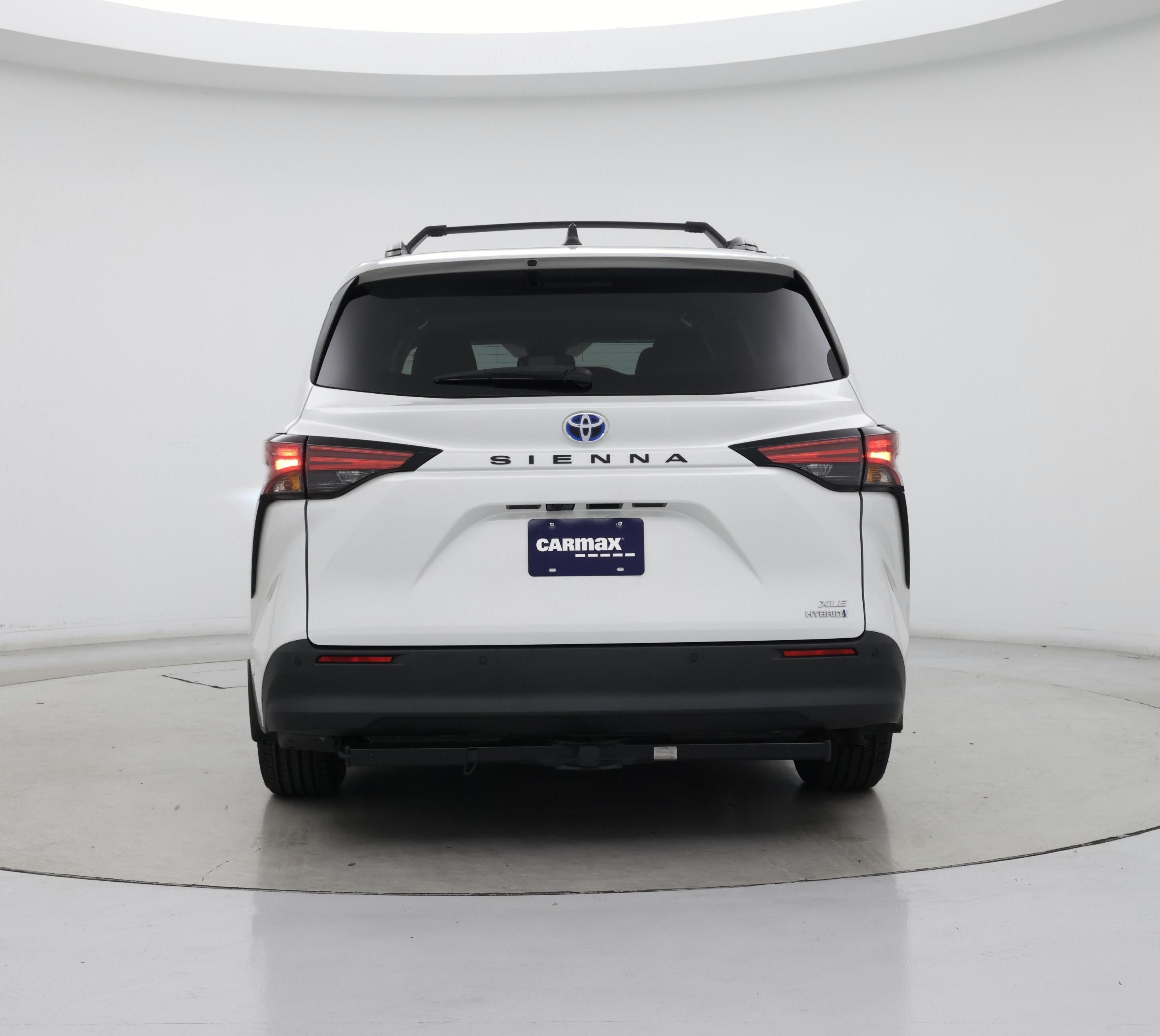 Thumbnail: 2022 Toyota Sienna - 6