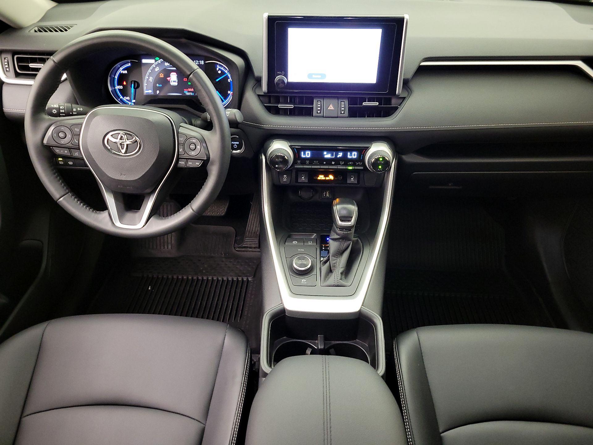 Thumbnail: 2024 Toyota RAV4 - 9