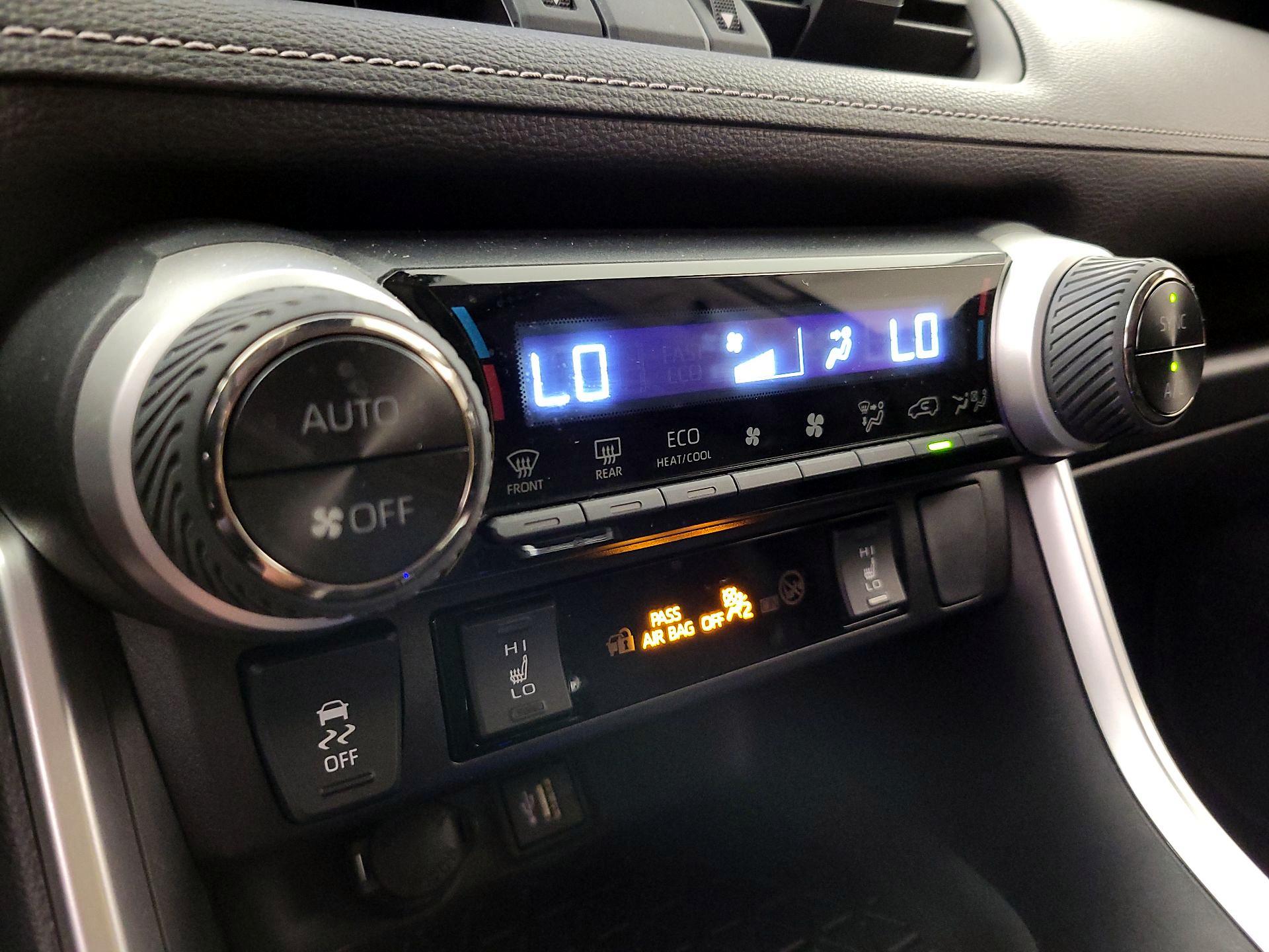 Thumbnail: 2024 Toyota RAV4 - 16