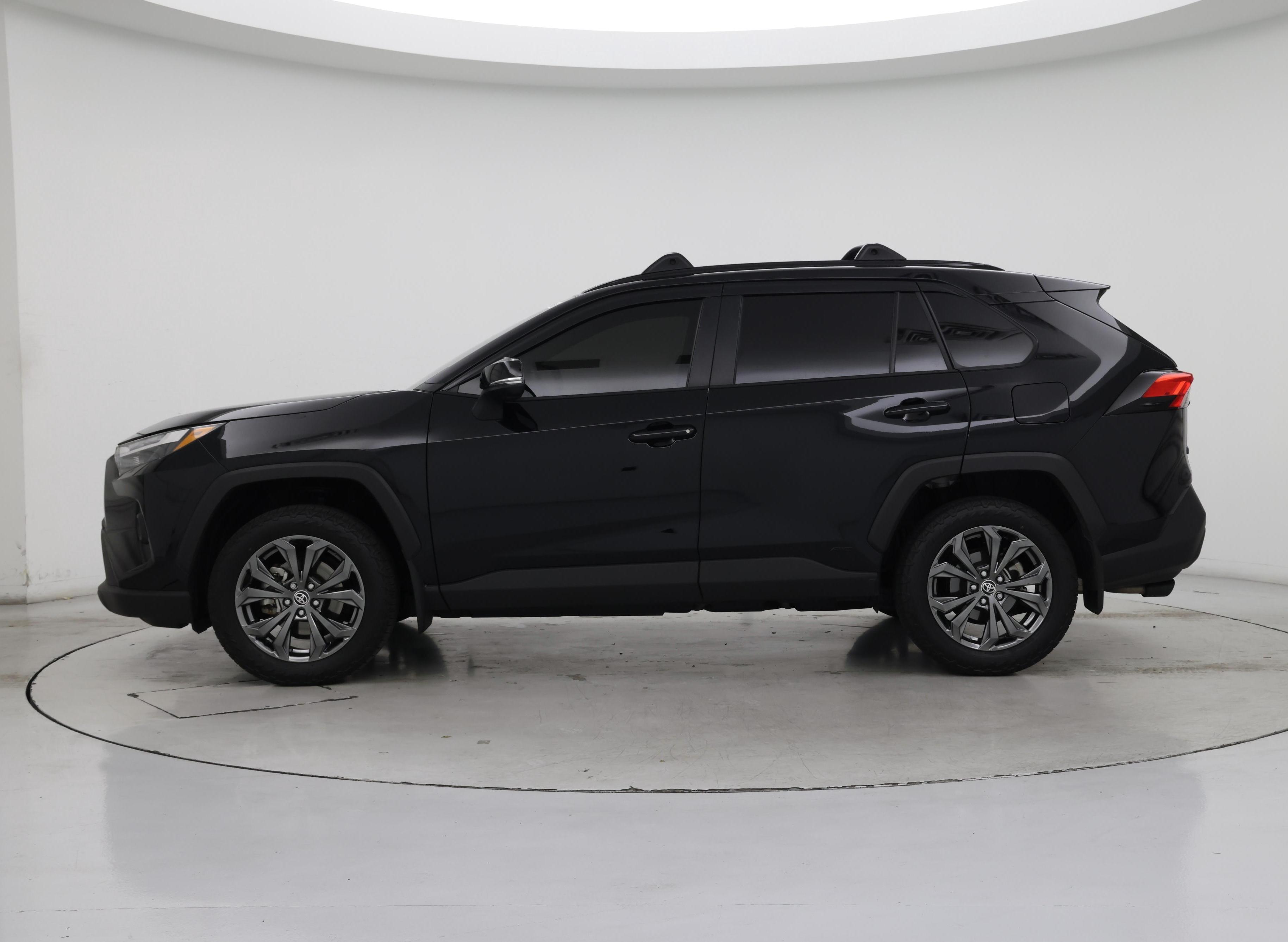 Thumbnail: 2024 Toyota RAV4 - 3