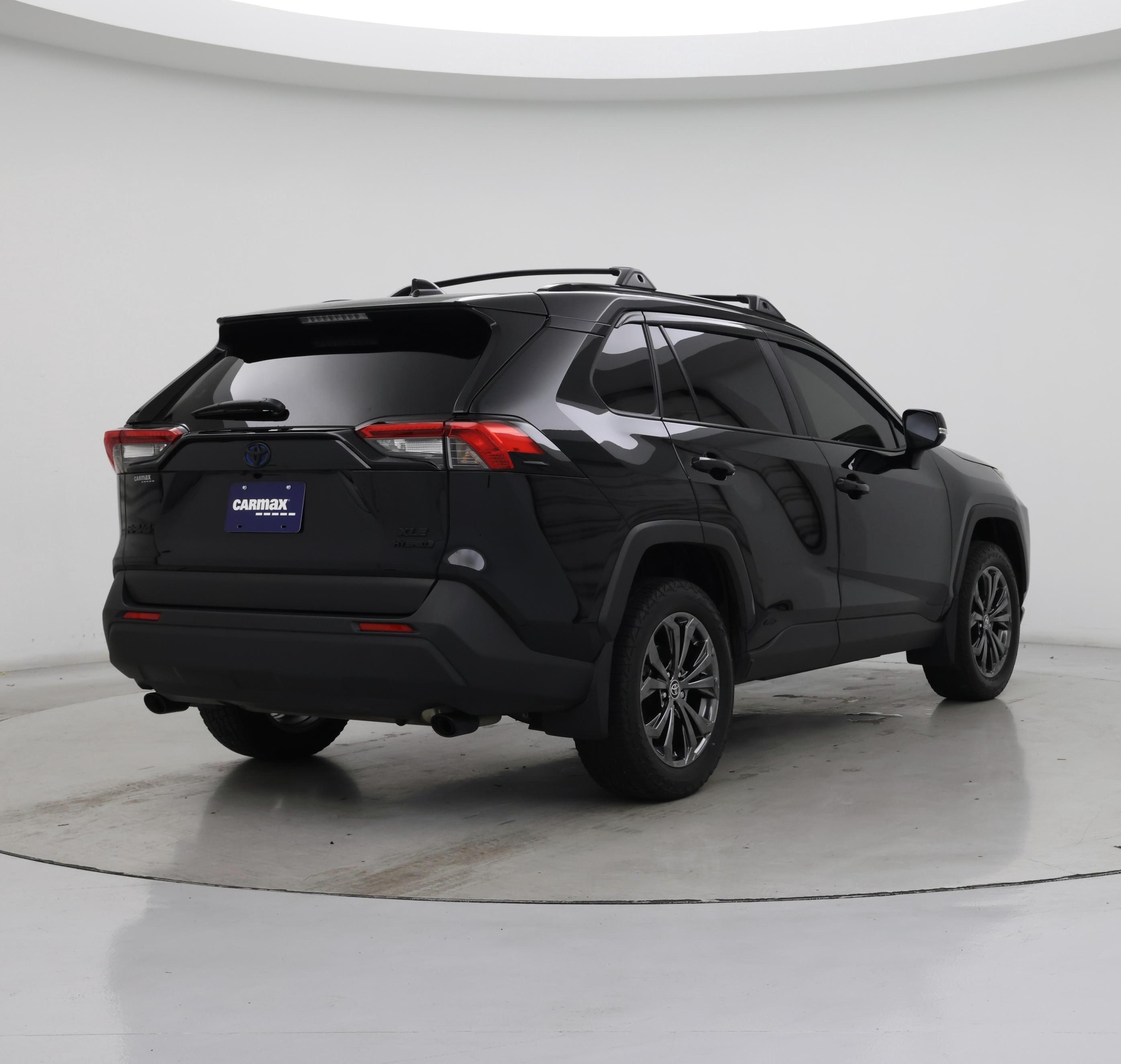 Thumbnail: 2024 Toyota RAV4 - 8