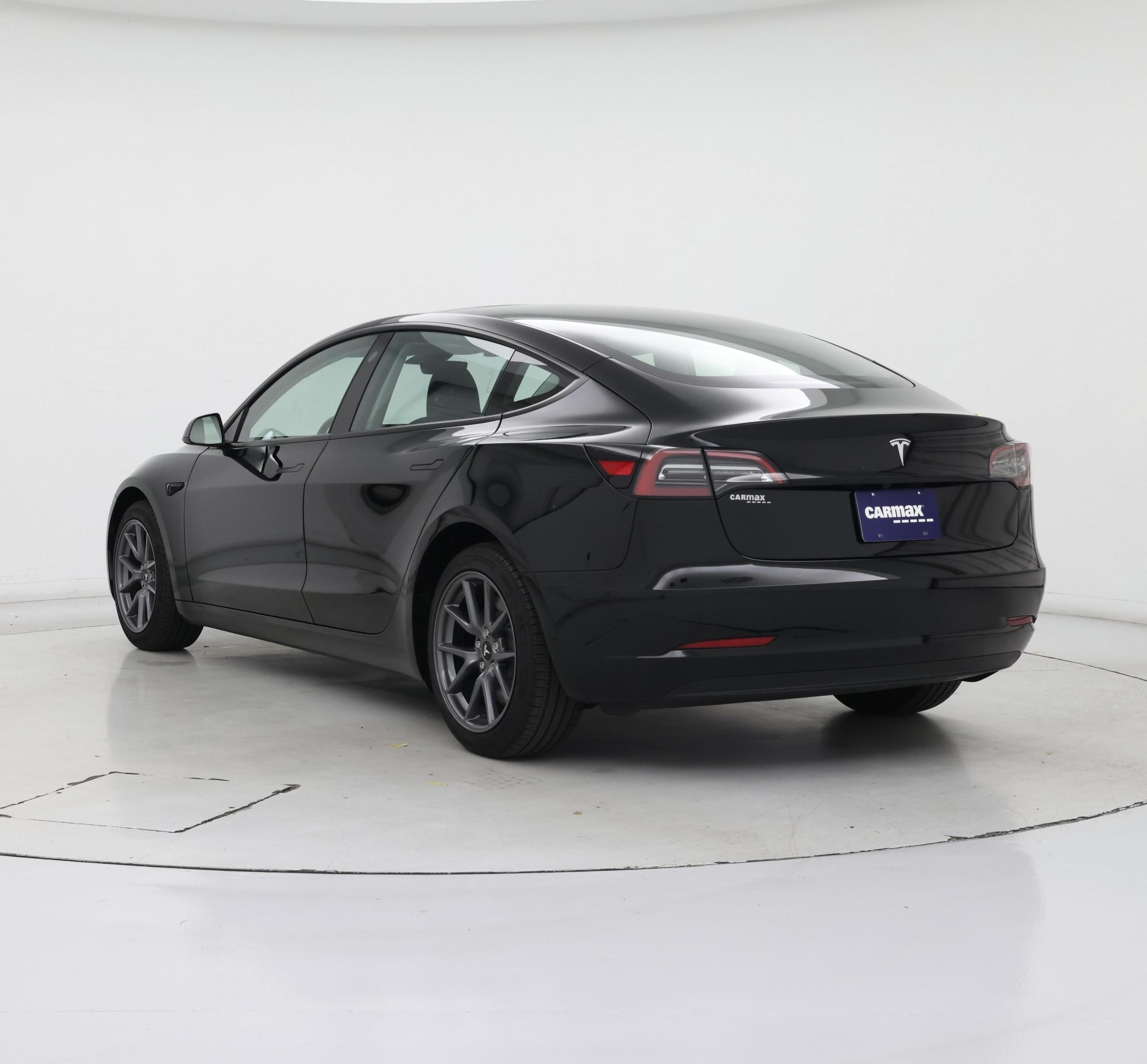 Thumbnail: 2023 Tesla Model 3 - 2