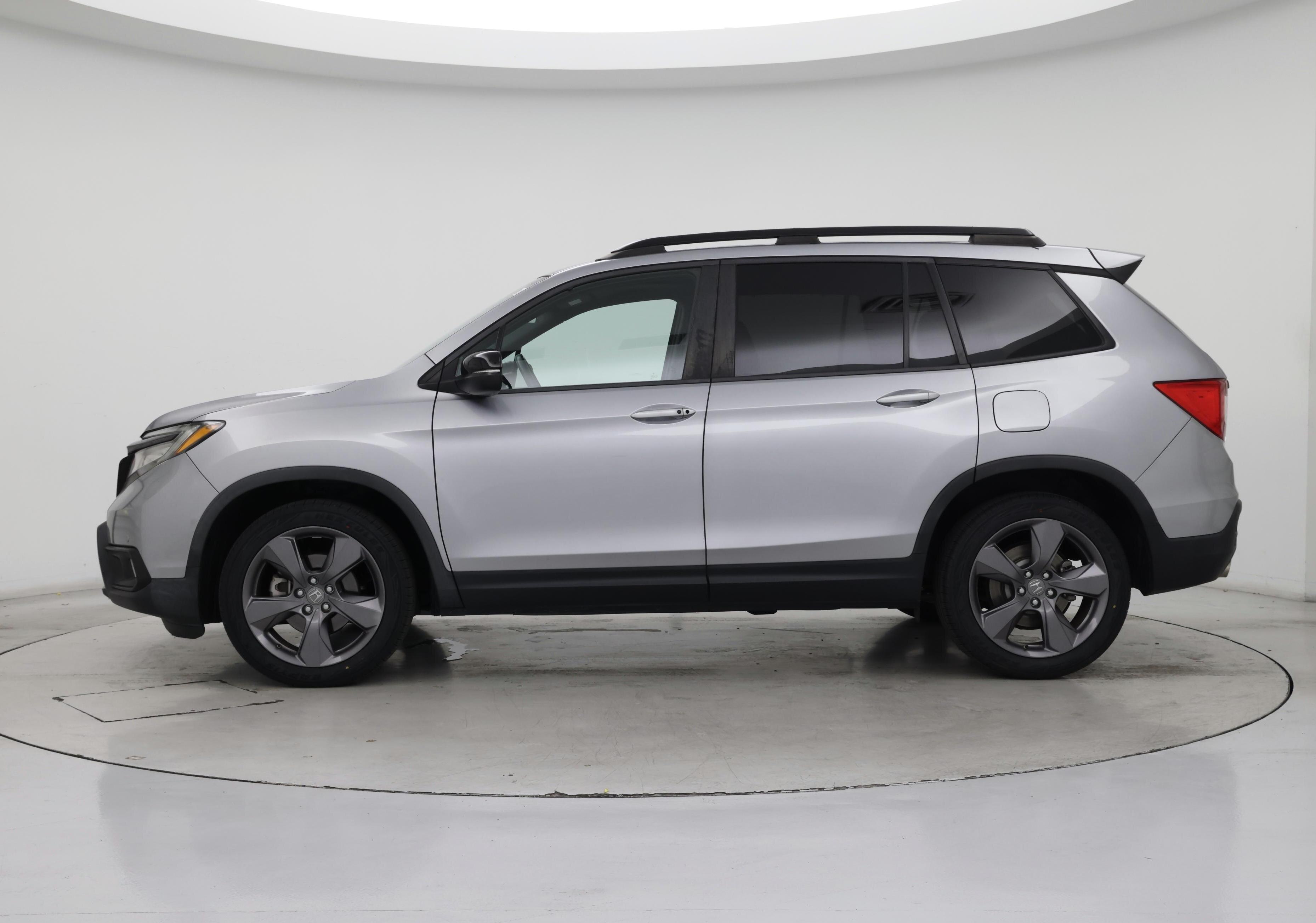 Thumbnail: 2020 Honda Passport - 3