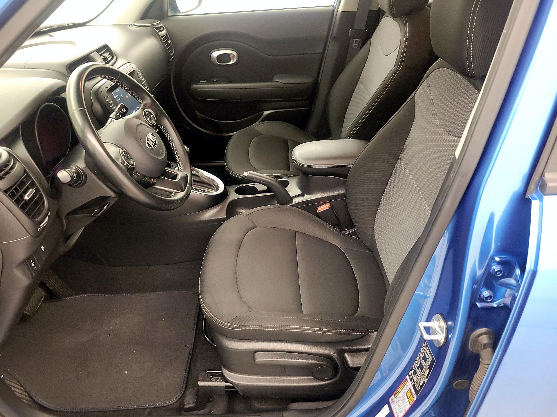 Thumbnail: 2019 Kia Soul - 11