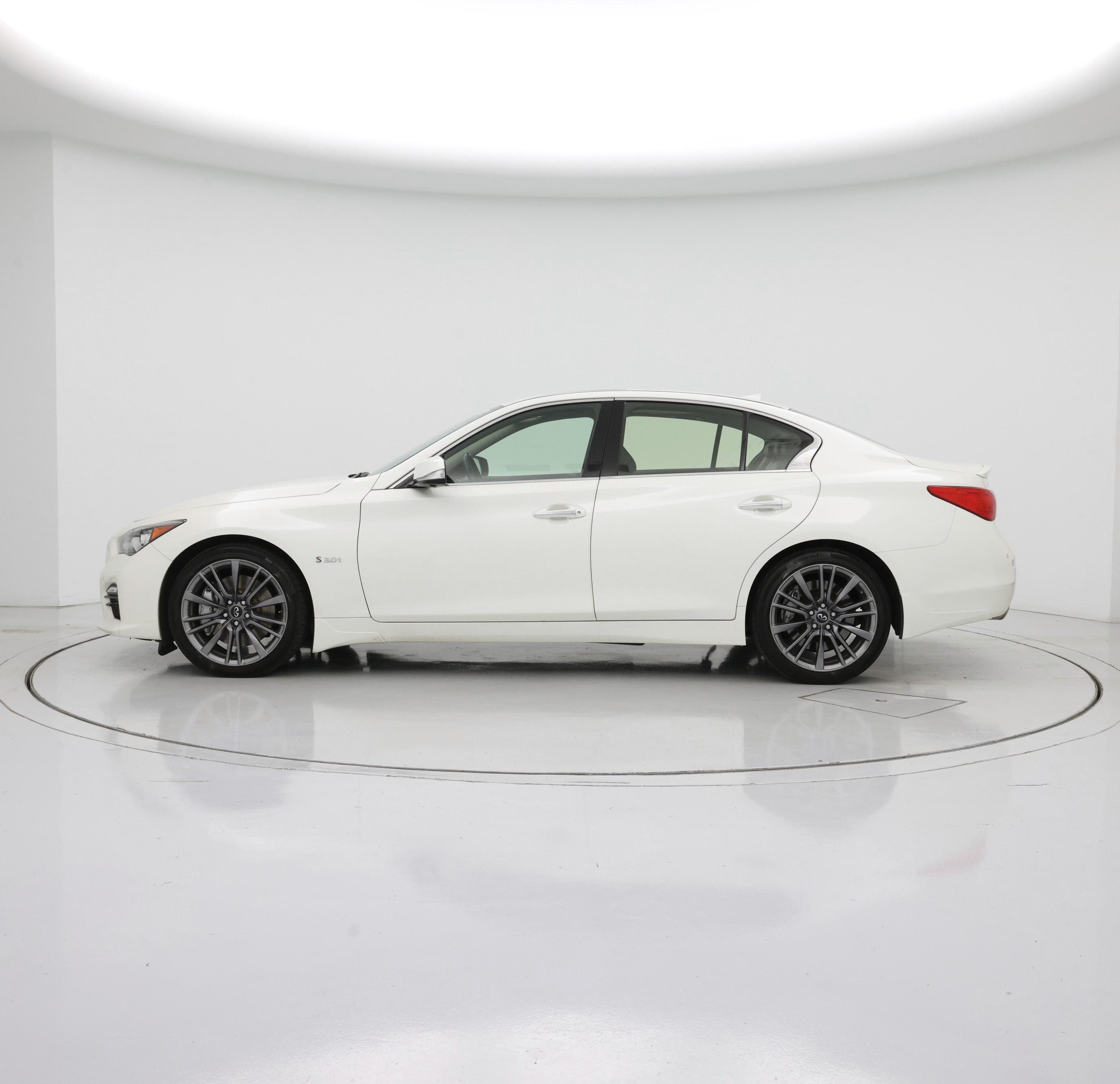 Thumbnail: 2016 INFINITI  - 3