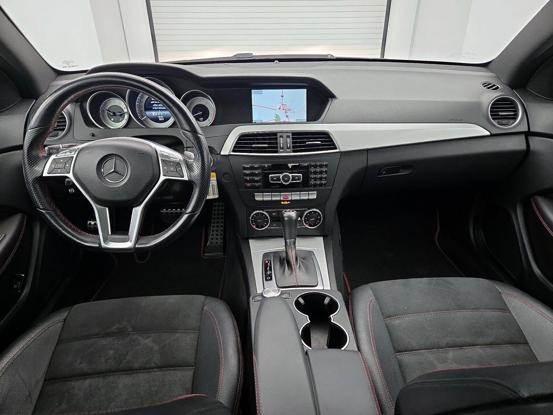 Thumbnail: 2014 Mercedes-Benz C-Class - 9