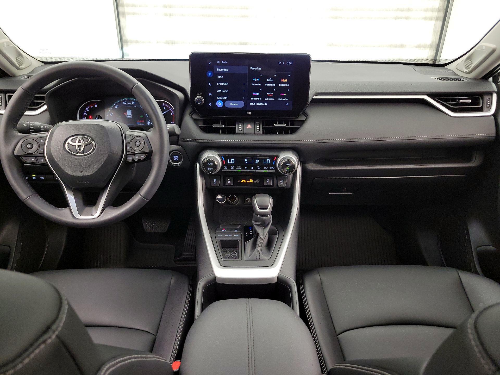 Thumbnail: 2024 Toyota RAV4 - 9