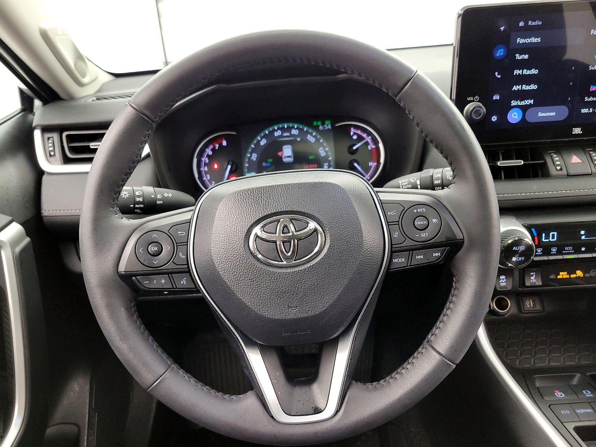 Thumbnail: 2024 Toyota RAV4 - 10