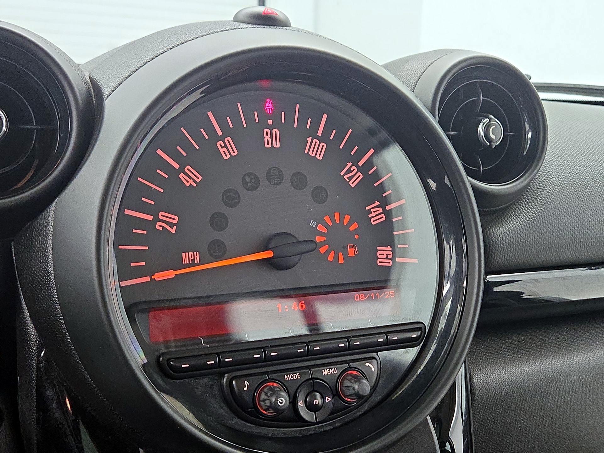 Thumbnail: 2015 MINI Cooper Countryman - 13