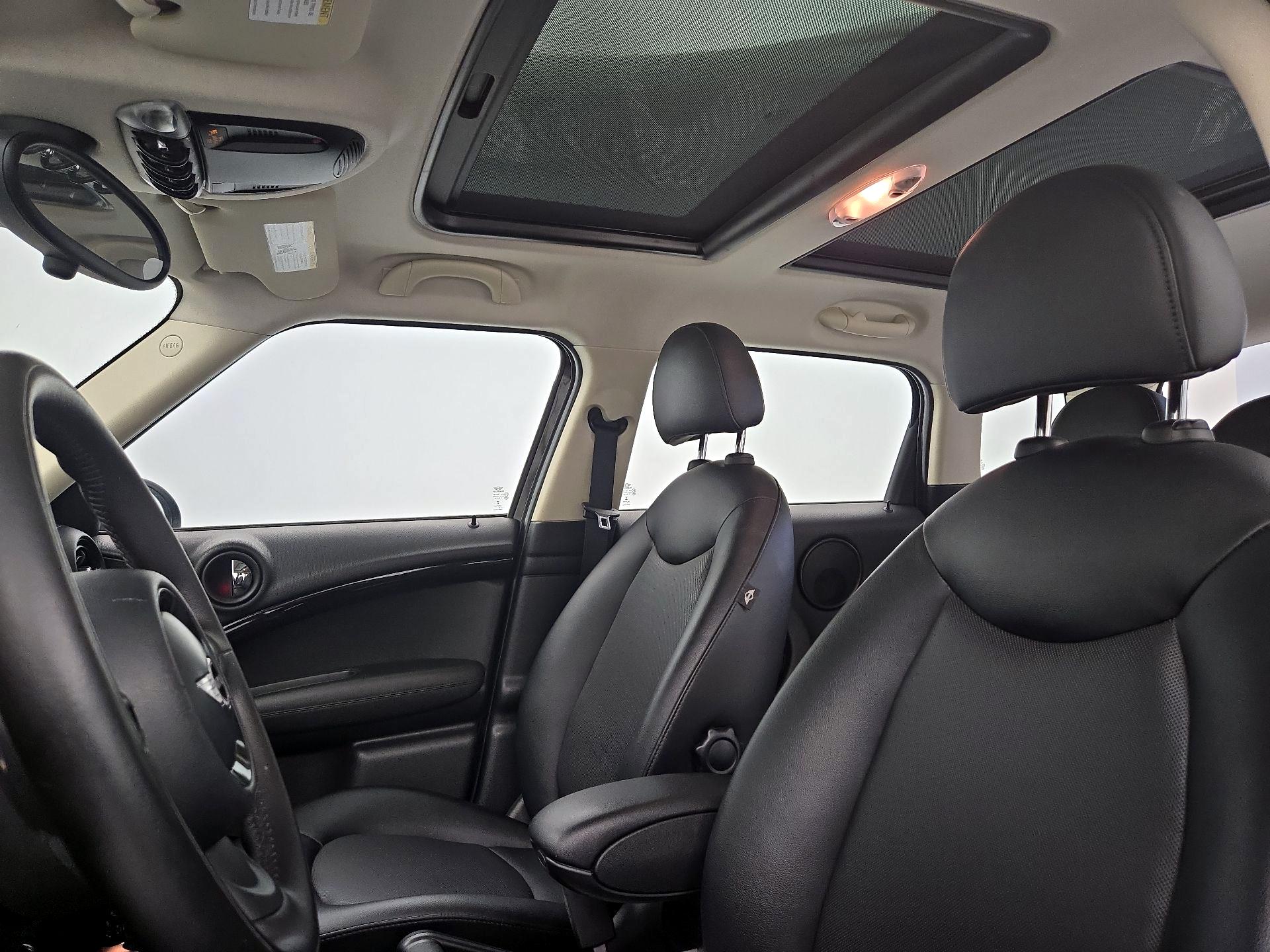 Thumbnail: 2015 MINI Cooper Countryman - 17