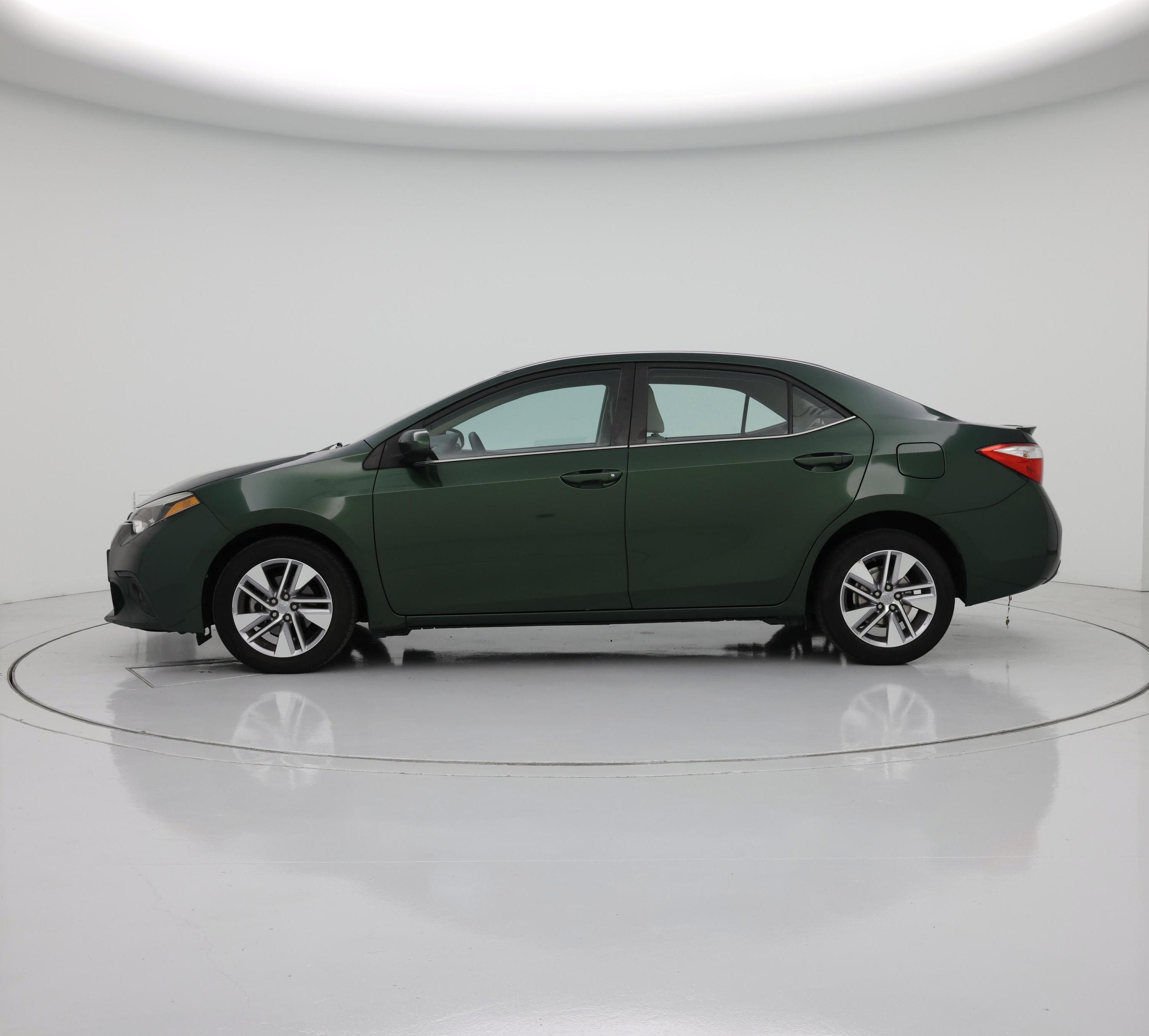 Thumbnail: 2014 Toyota Corolla - 3