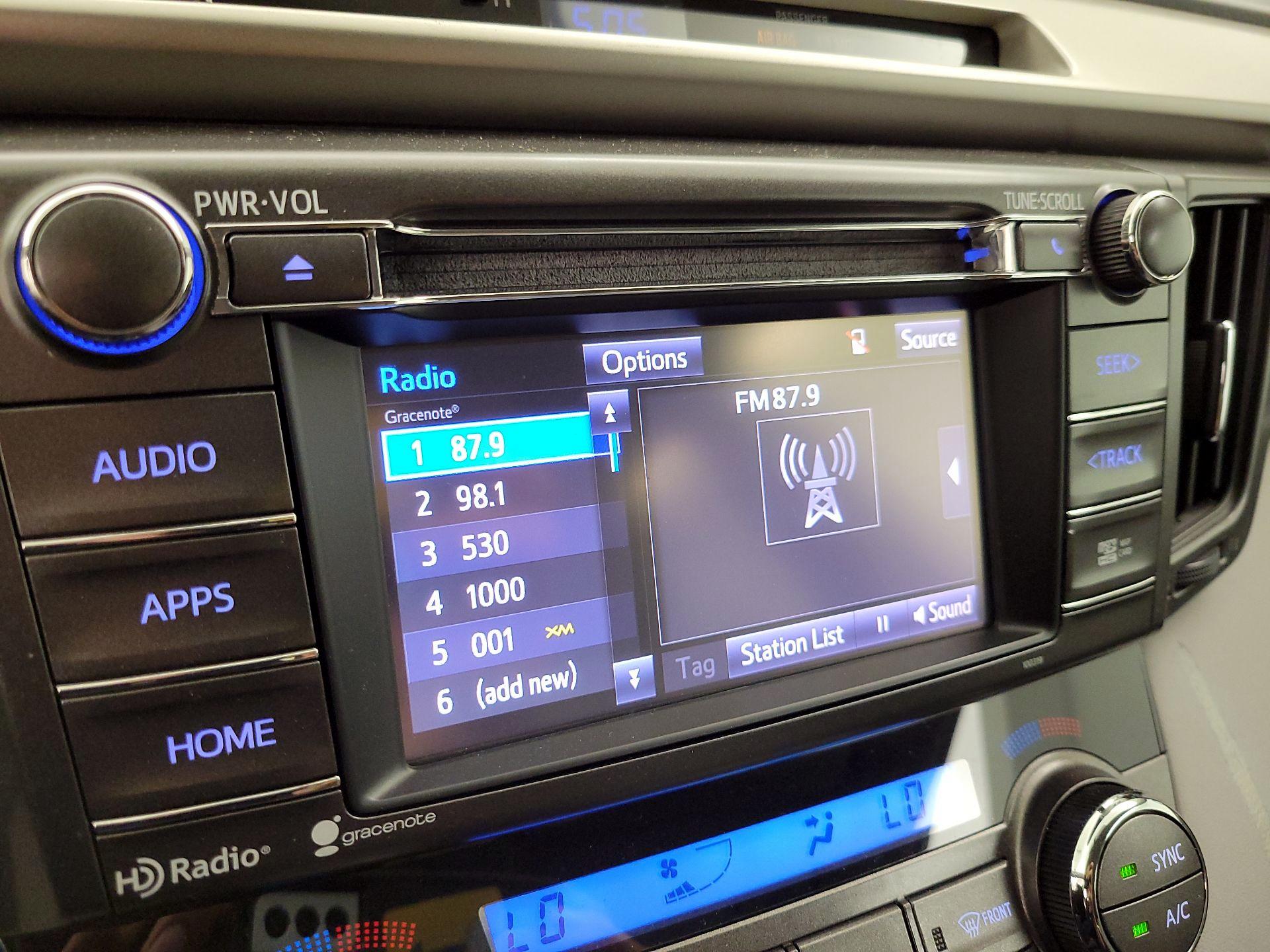 Thumbnail: 2015 Toyota RAV4 - 15