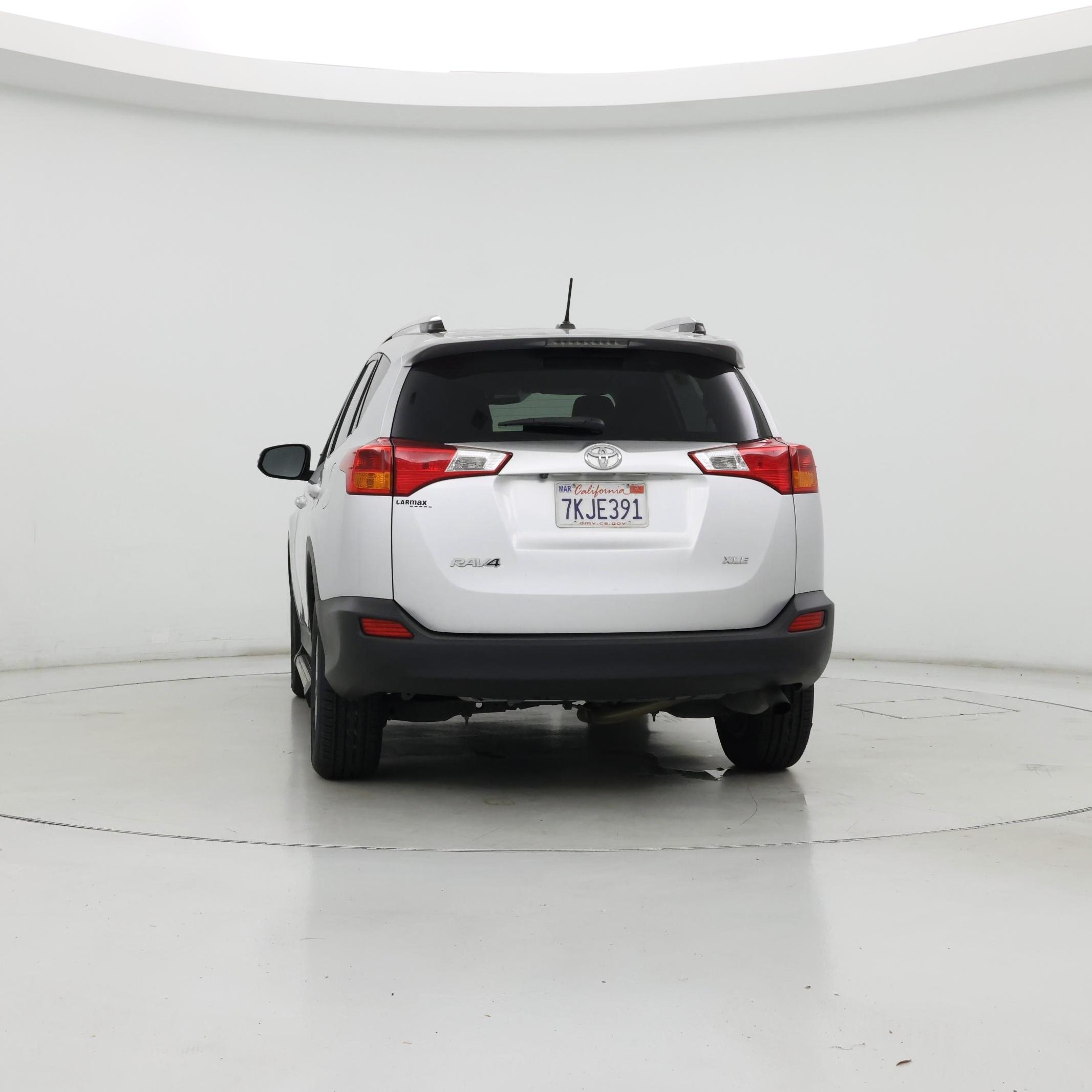 Thumbnail: 2015 Toyota RAV4 - 6