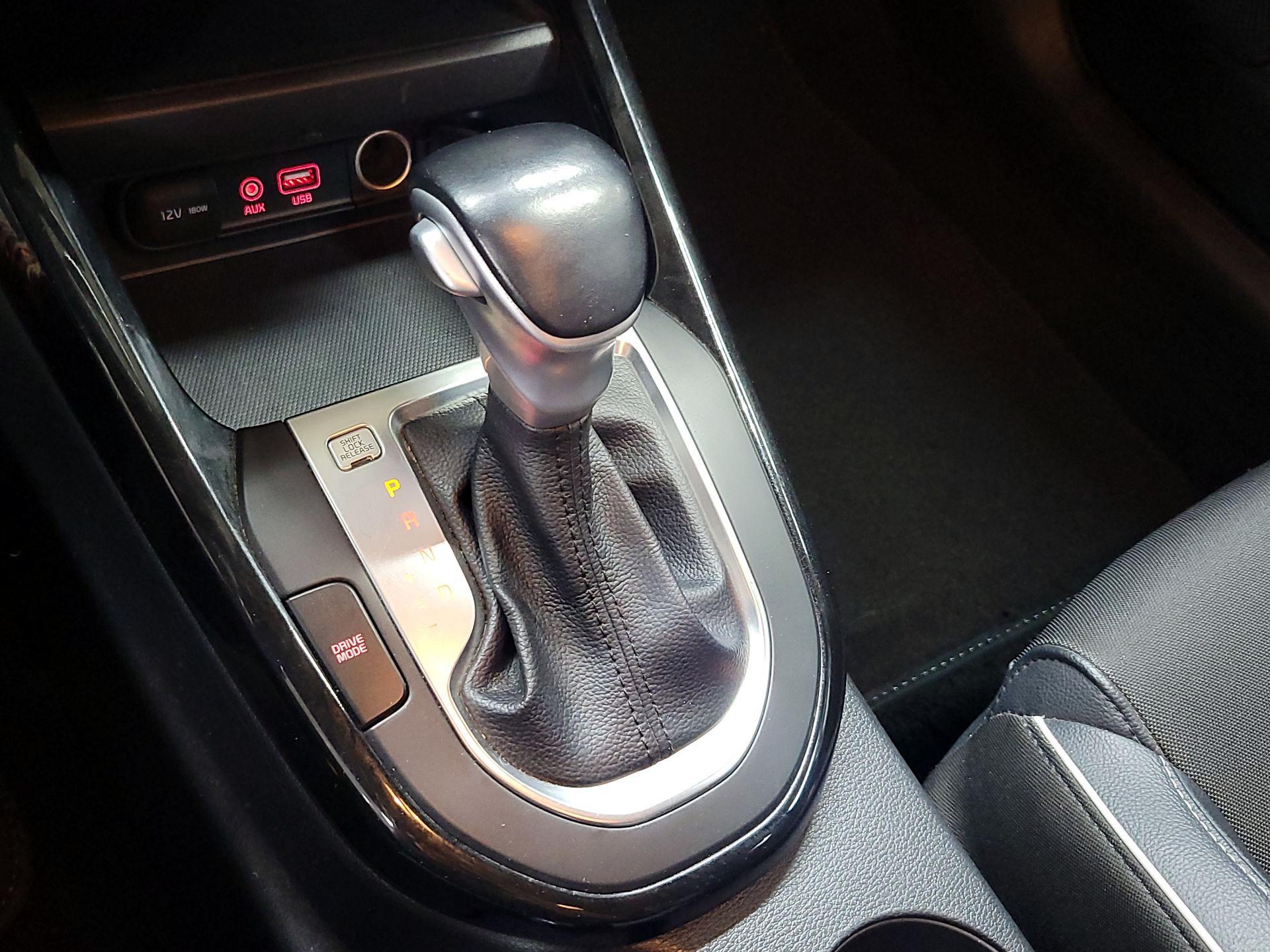 Thumbnail: 2020 Kia Forte - 17