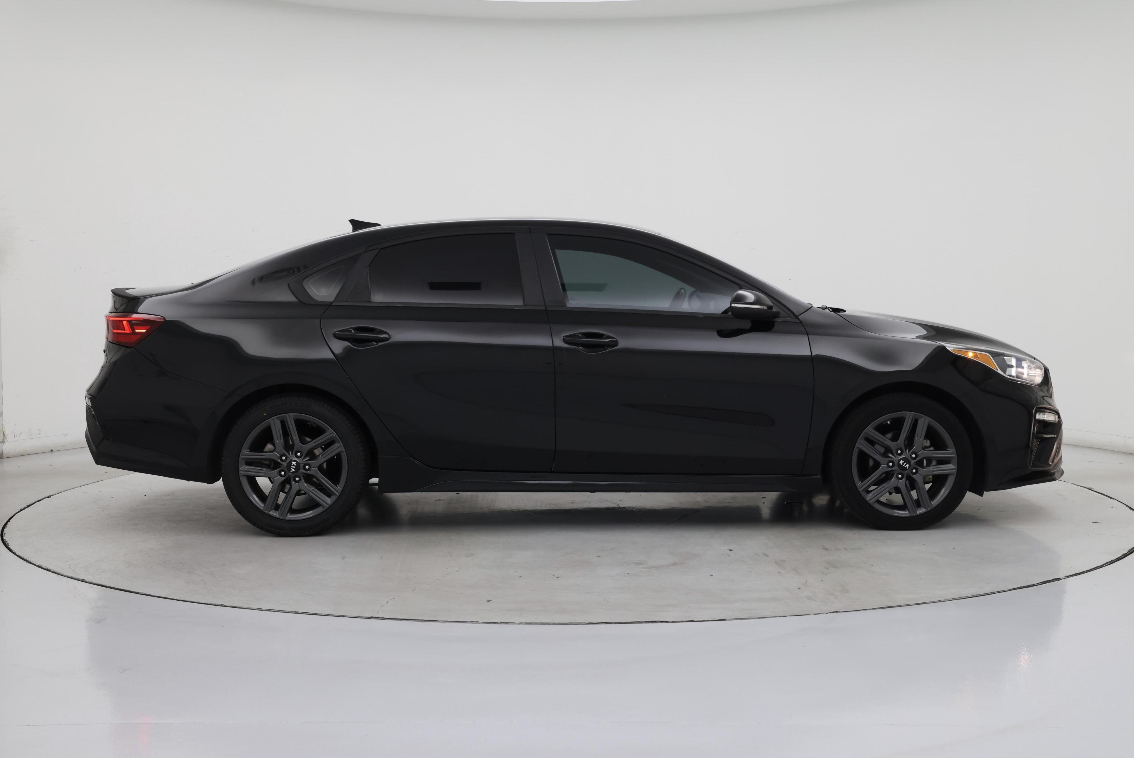 Thumbnail: 2020 Kia Forte - 7