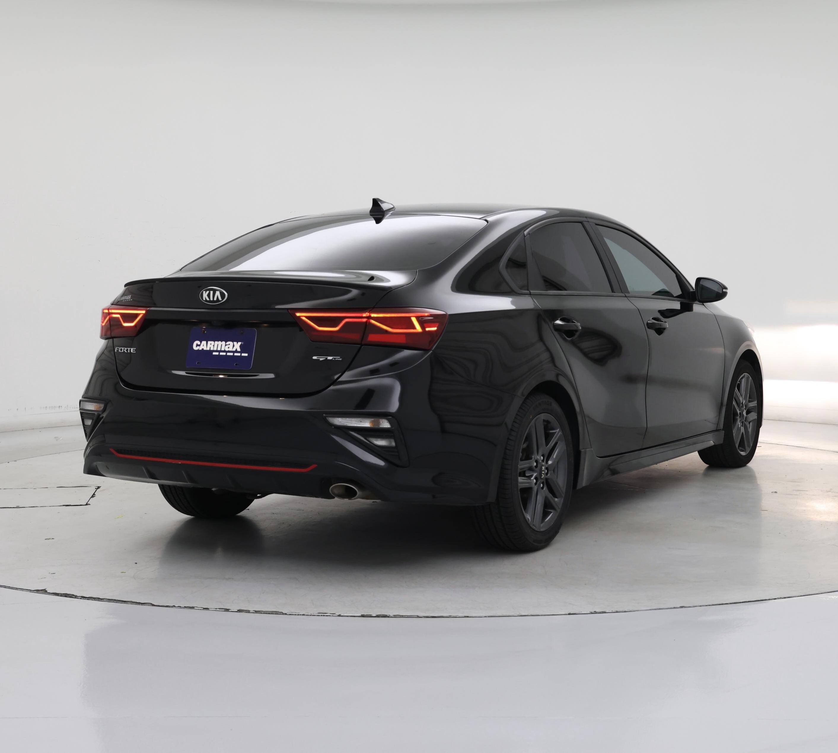 Thumbnail: 2020 Kia Forte - 8