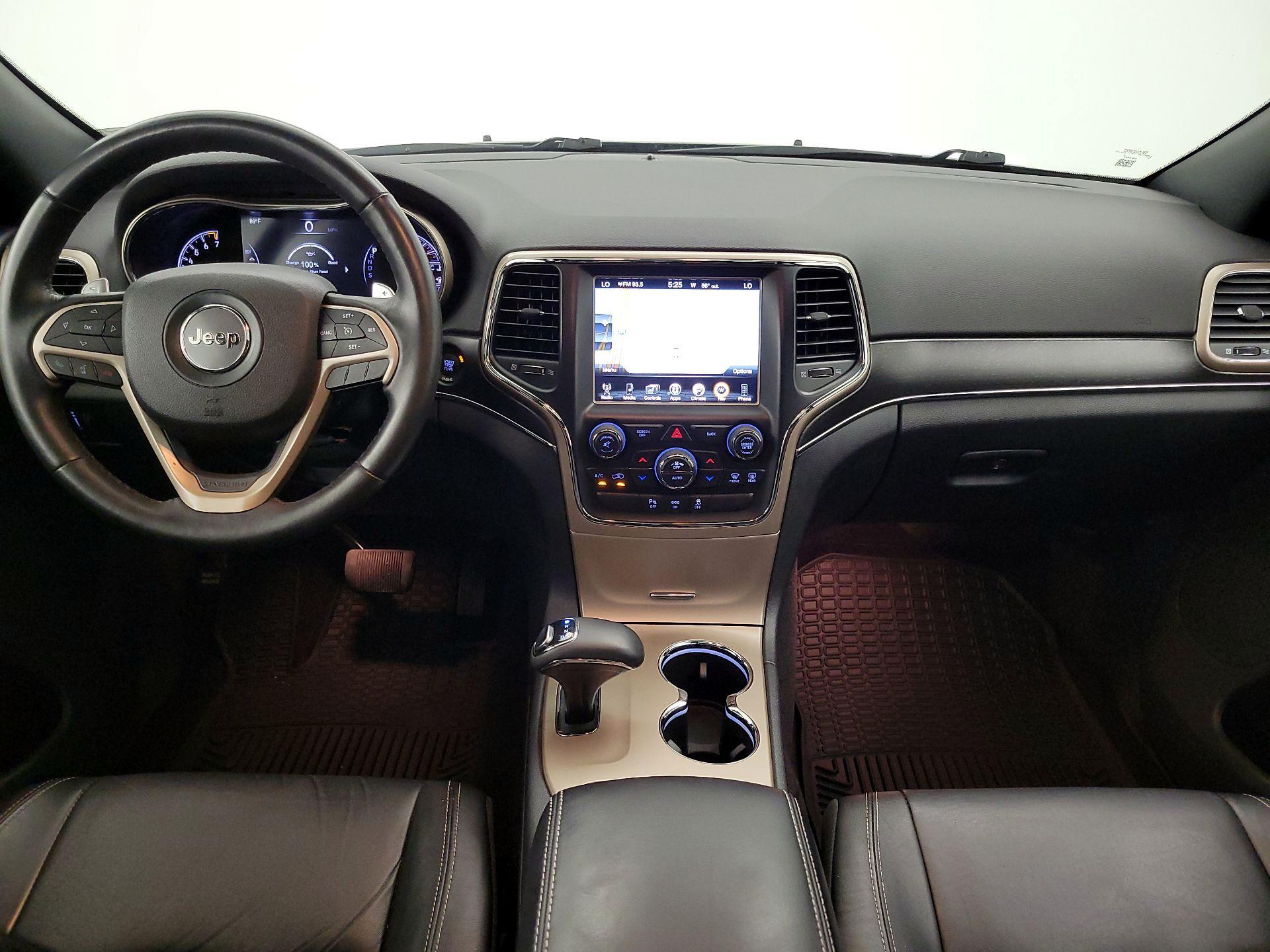 Thumbnail: 2015 Jeep Grand Cherokee - 9