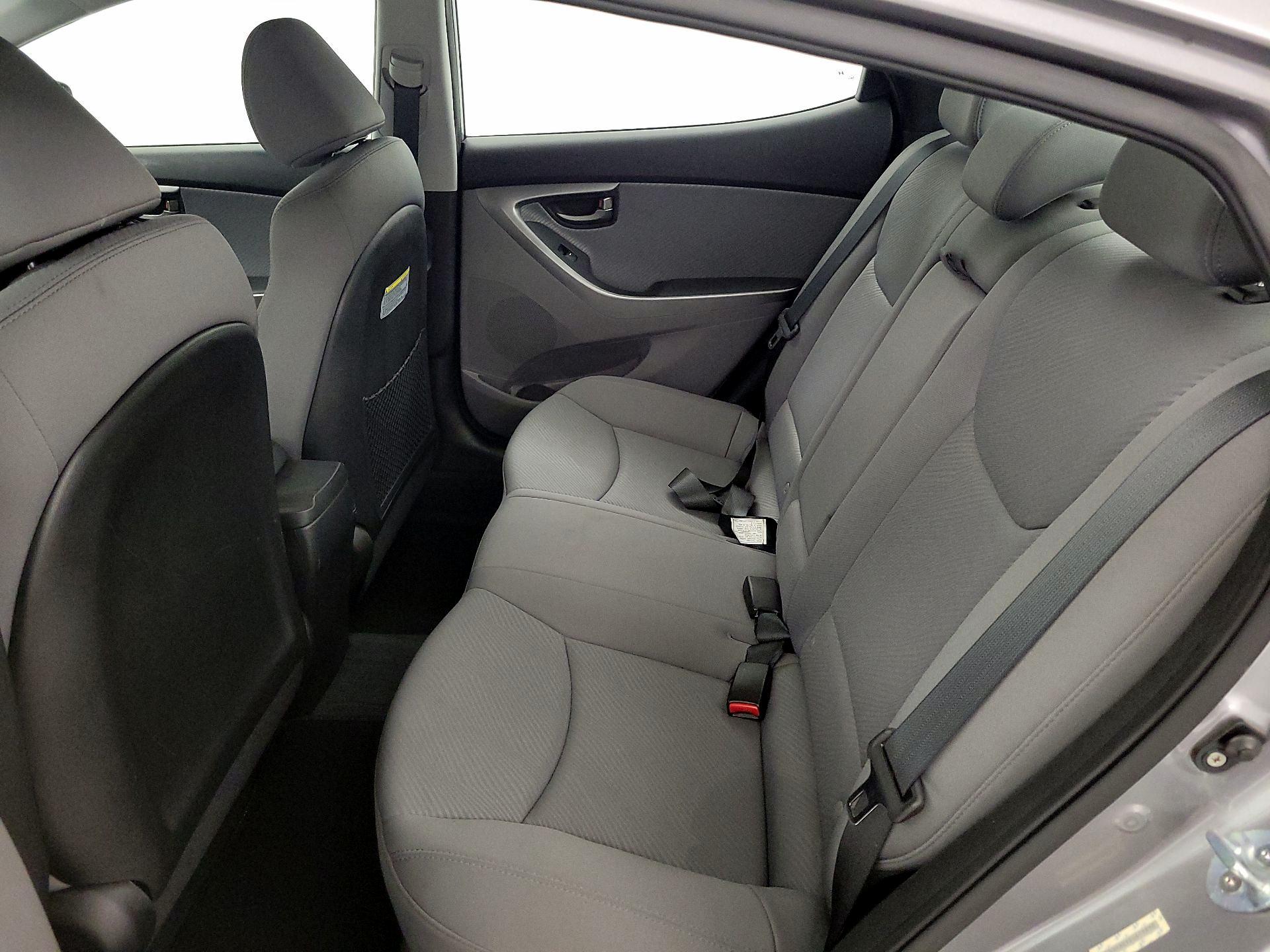 Thumbnail: 2013 Hyundai Elantra - 18