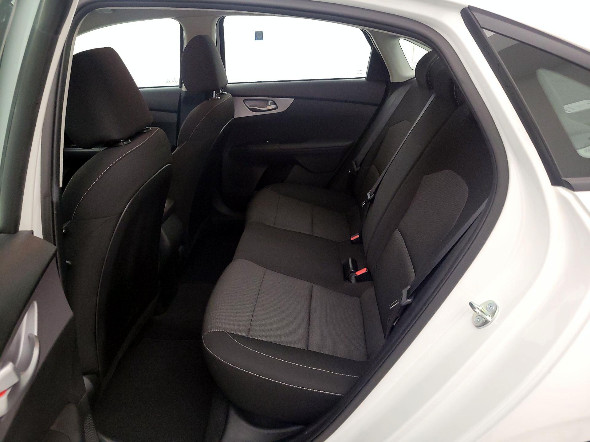 Thumbnail: 2023 Kia Forte - 19