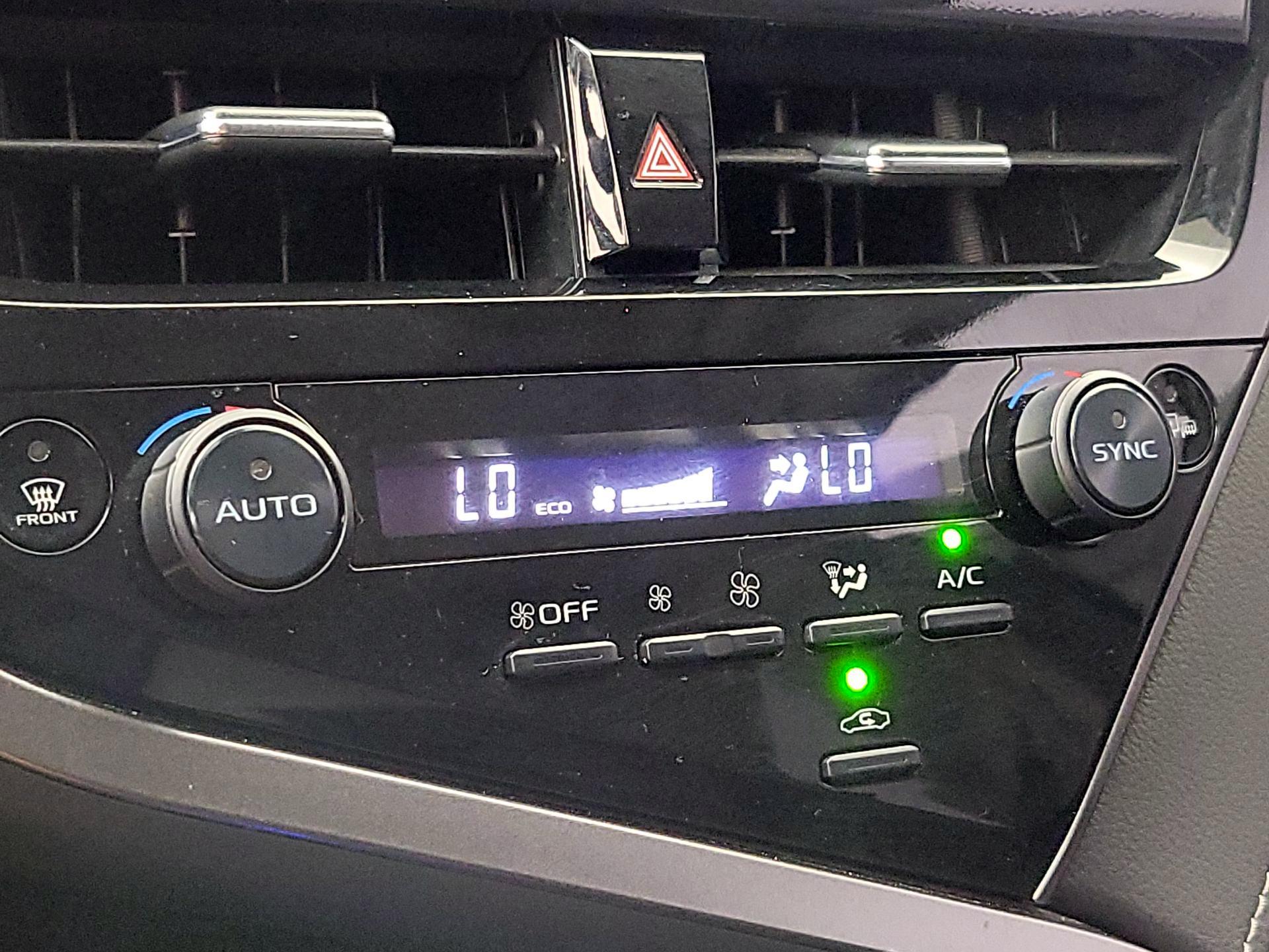 Thumbnail: 2024 Toyota Camry - 16