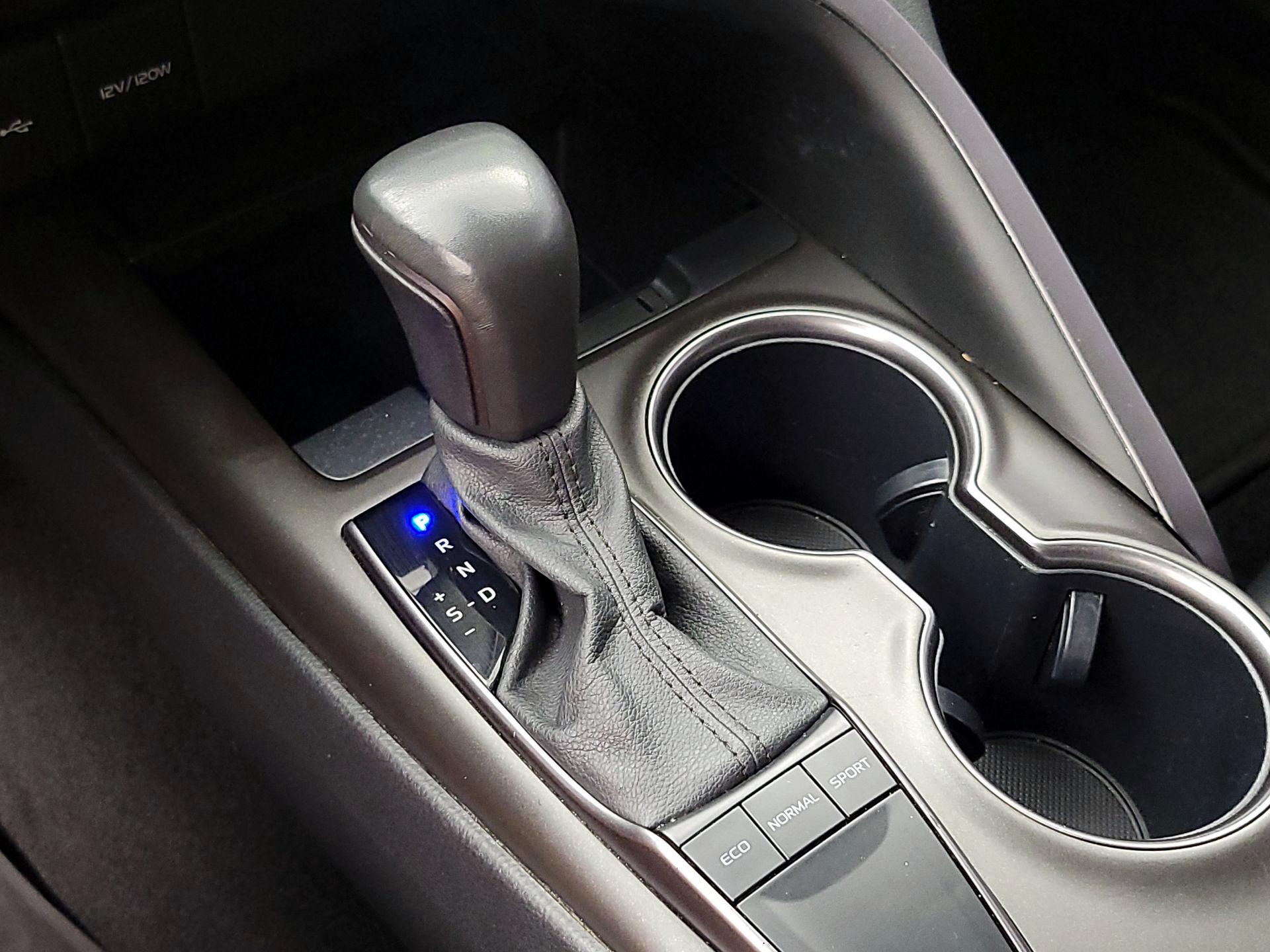 Thumbnail: 2024 Toyota Camry - 17