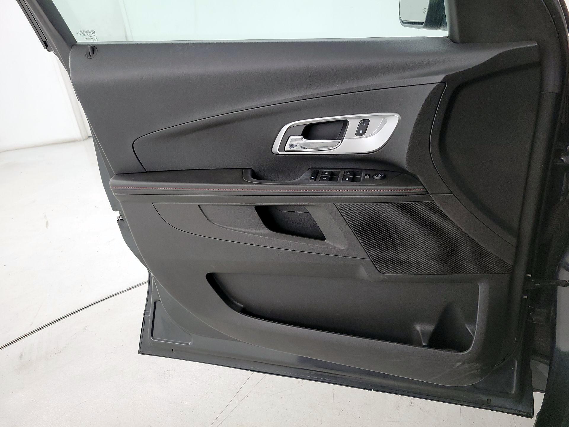 Thumbnail: 2013 Chevrolet Equinox - 12